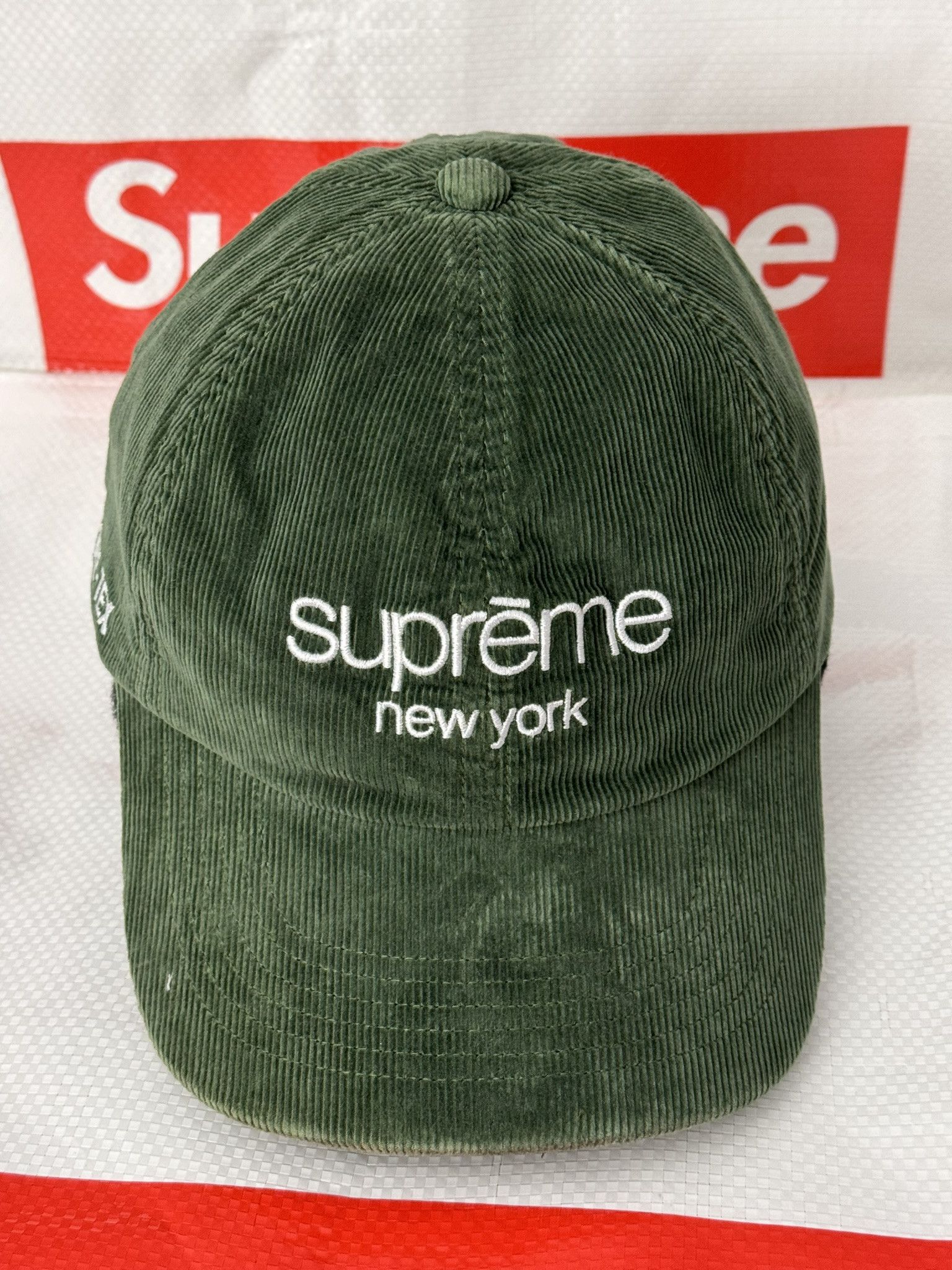 Supreme Supreme GORE-TEX Corduroy Classic Logo 6-Panel Green hat