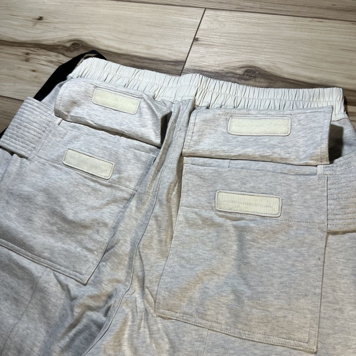 Rick Owens Drkshdw Rick Owens DRKSHDW SS23 Cropped Creatch Cargo Milk Melange Size US 34 / EU 50 - 12 Thumbnail