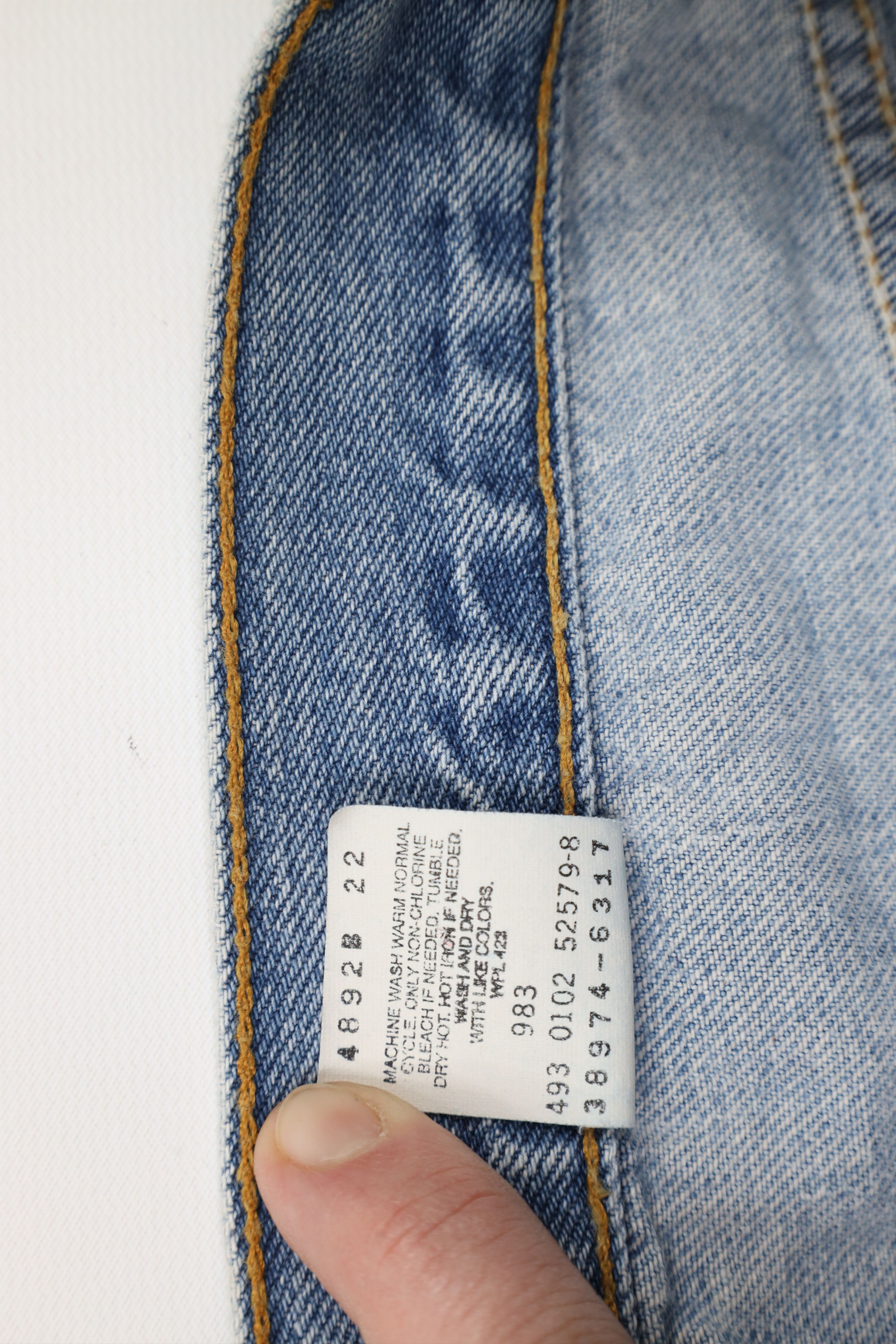 Levi's × Vintage Vintage Y2K 2002 Levis M Distressed Denim Shorts Jorts Blue Size 30" / US 8 / IT 44 - 8 Thumbnail