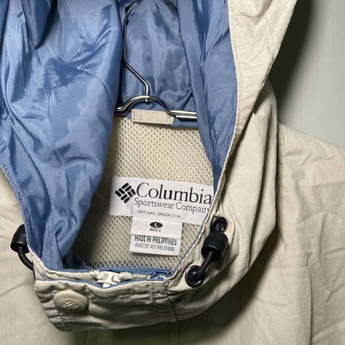 Columbia × Vintage Vintage Columbia Sportswear Beige / Grey Light Jacket L Size US L / EU 52-54 / 3 - 4 Thumbnail