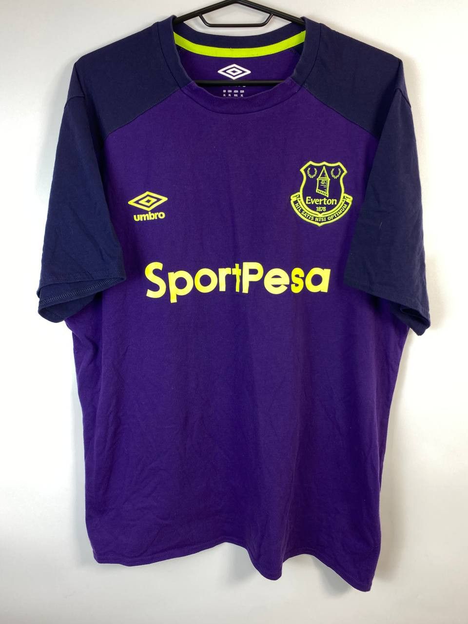 Umbro × Vintage Everton Training Football Shirt 2017/18 Adults Medium Umbr Size US XL / EU 56 / 4 - 1 Thumbnail