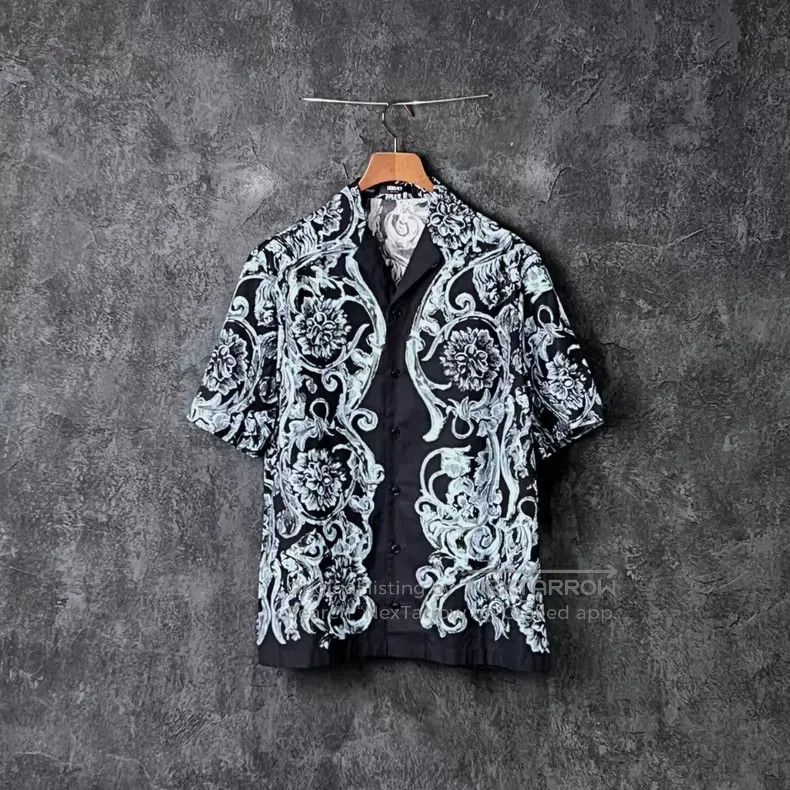 Versace Versace Baroque print cotton short-sleeved shirt Size US XS / EU 42 / 0 - 1 Thumbnail