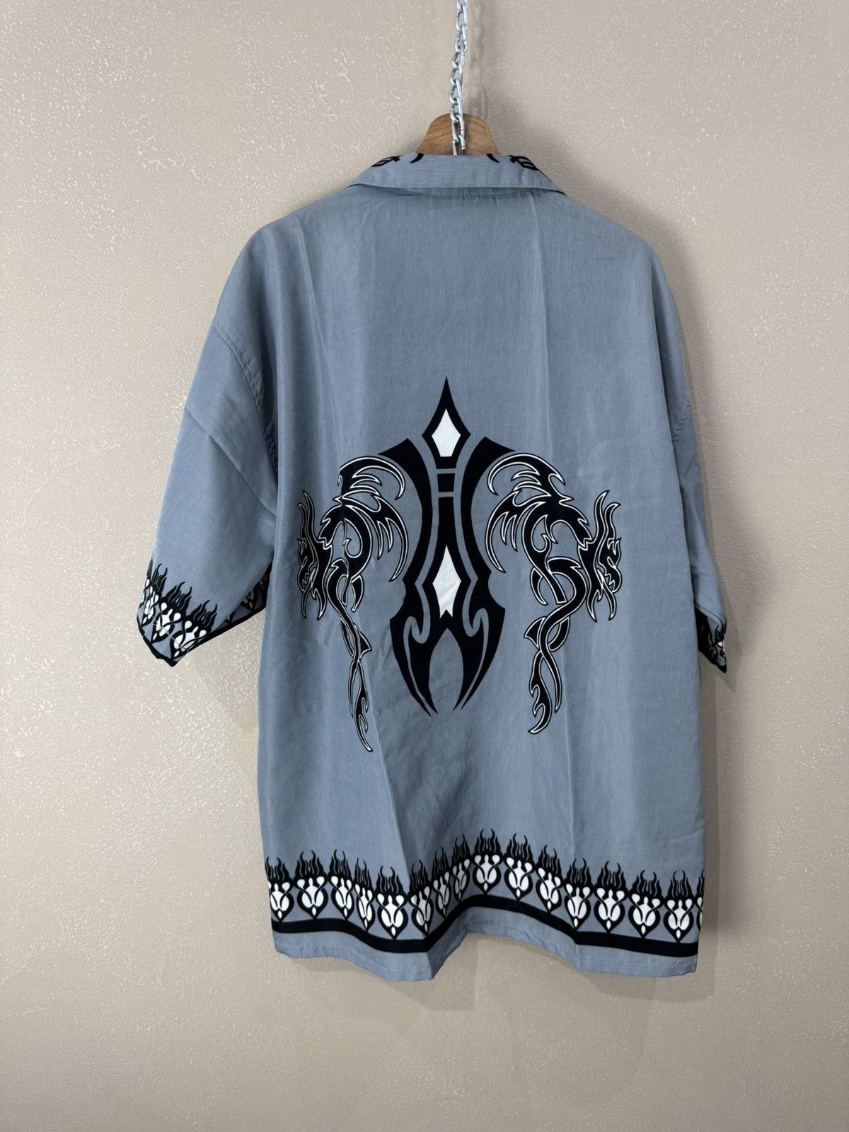 Vintage Vintage Button Up Shirt Tribal Skull Print Rare Hype Rock Size US XL / EU 56 / 4 - 2 Thumbnail
