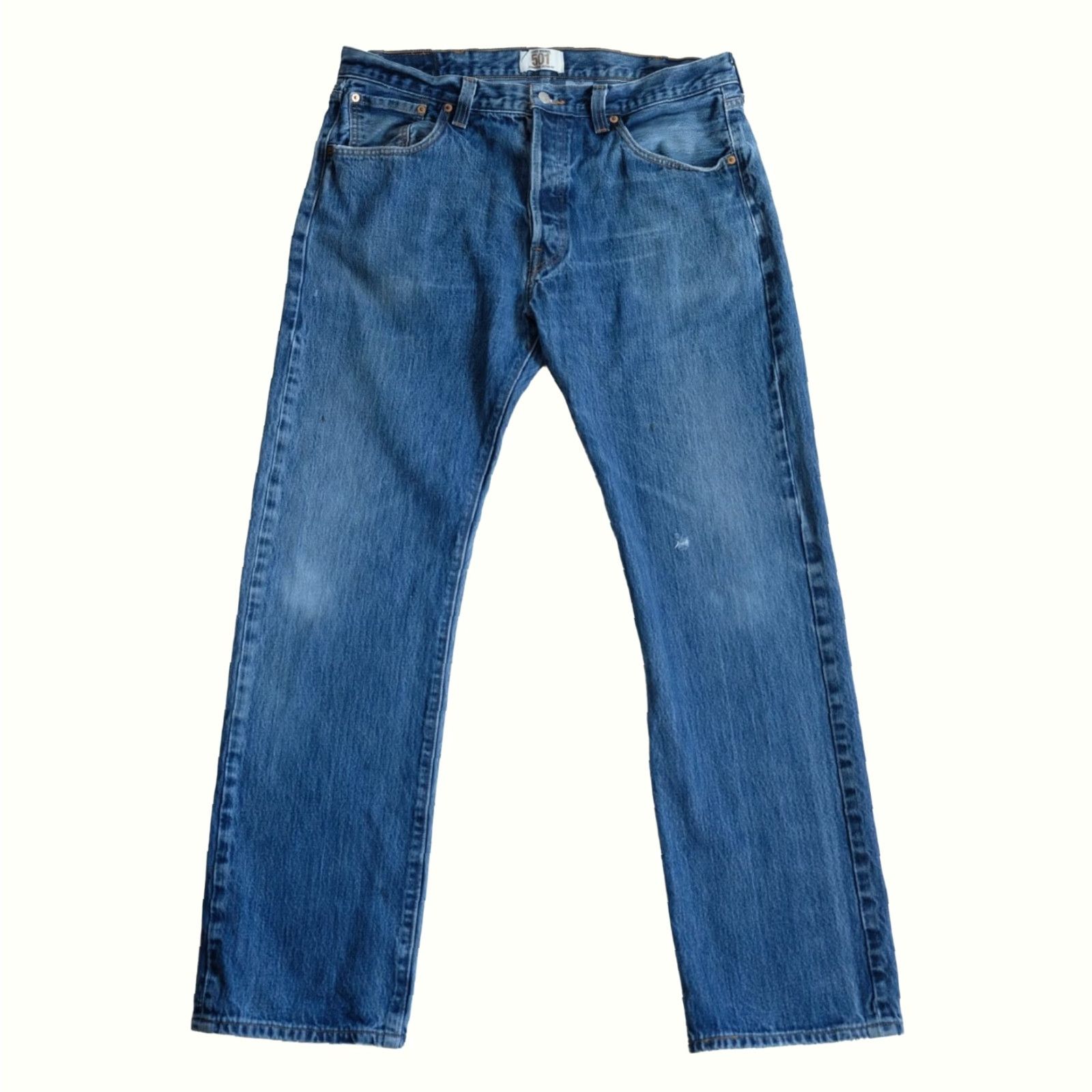Levi's VINTAGE Levi's 501 Jeans Denim Blue 100% Cotton Button Fly Regular Fit Men 38x34 Size US 38 / EU 54 - 2 Thumbnail