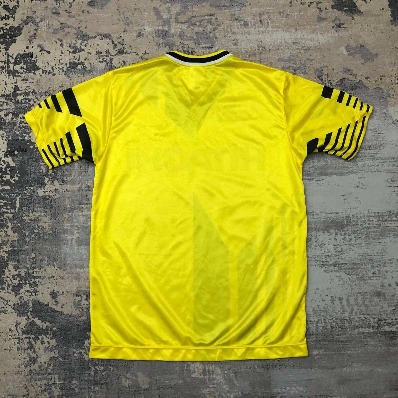 Mizuno T116 VTG J LEAGUE KASHIWA REYSOL HITACHI FC MIZUNO JERSEY Size US M / EU 48-50 / 2 - 5 Thumbnail