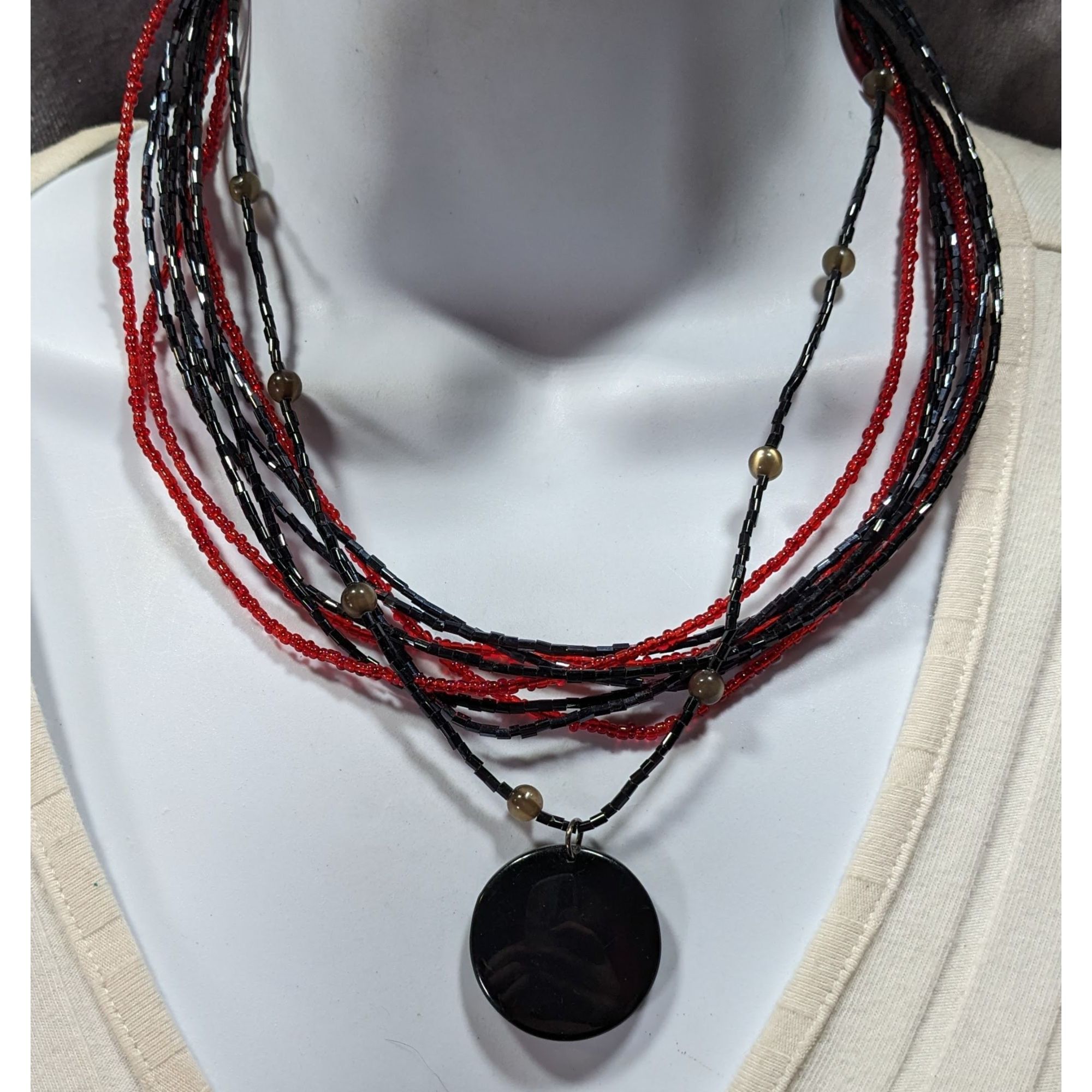 Other Gothic Black And Red Layered Glass Beaded Necklace Size ONE SIZE - 2 Thumbnail