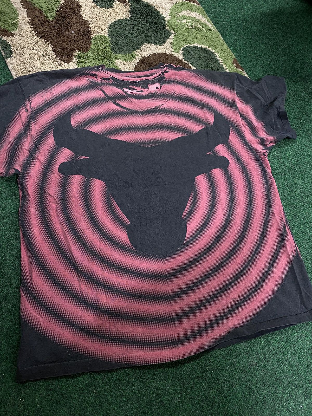 NBA × Vintage Vintage 90’s Chicago Bulls Shadow Tee Shirt Large Size US L / EU 52-54 / 3 - 2 Thumbnail