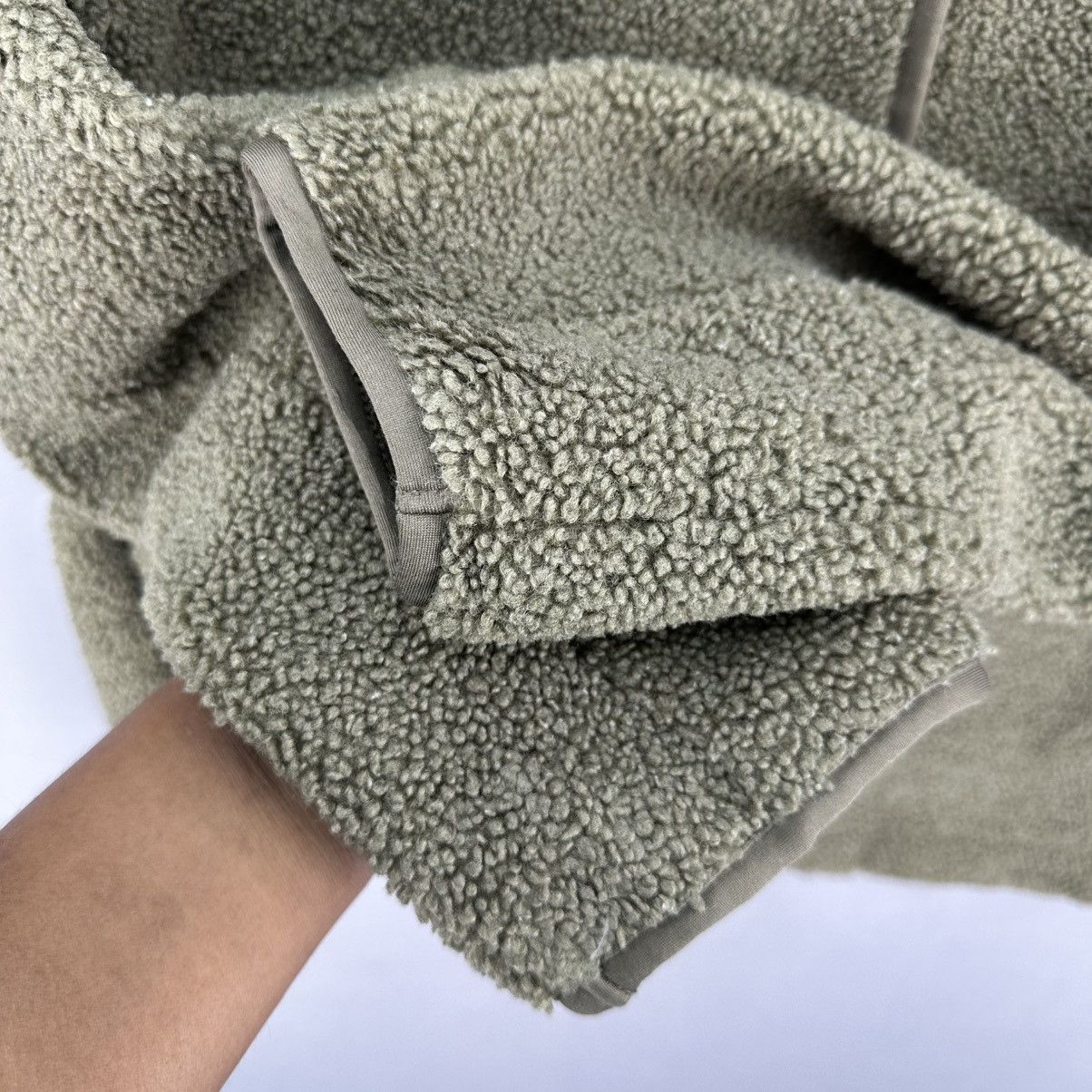 Japanese Brand × Uniqlo Uniqlo Deep Pile Fleece Sherpa Olive Green Cardigan Size M / US 6-8 / IT 42-44 - 9 Thumbnail