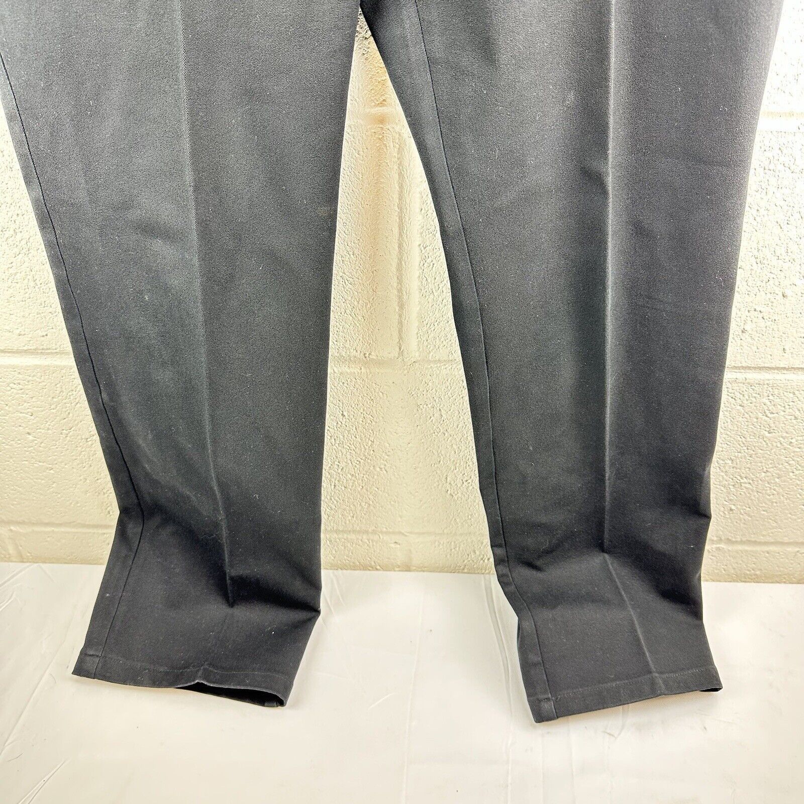 St. John ST.JOHN Black Pants Size 12 (L), Made In USA Size 34" / US 12 / IT 48 - 3 Thumbnail