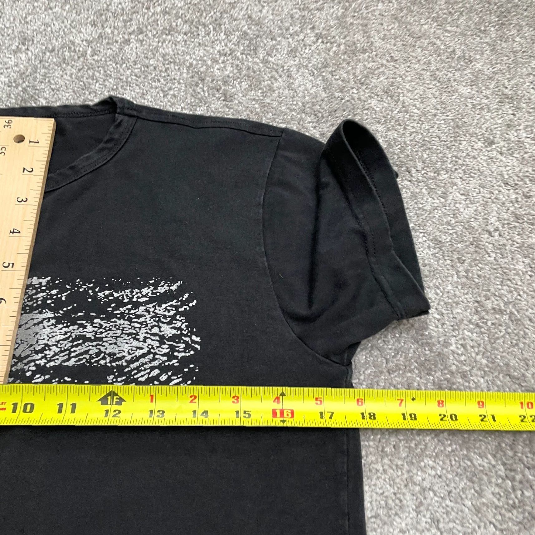 Forever 21 FOREVER 21 Request Graphic T-Shirt Womens Small Black Crew Neck Short Sleeve Tee Top Size S / US 4 / IT 40 - 7 Thumbnail