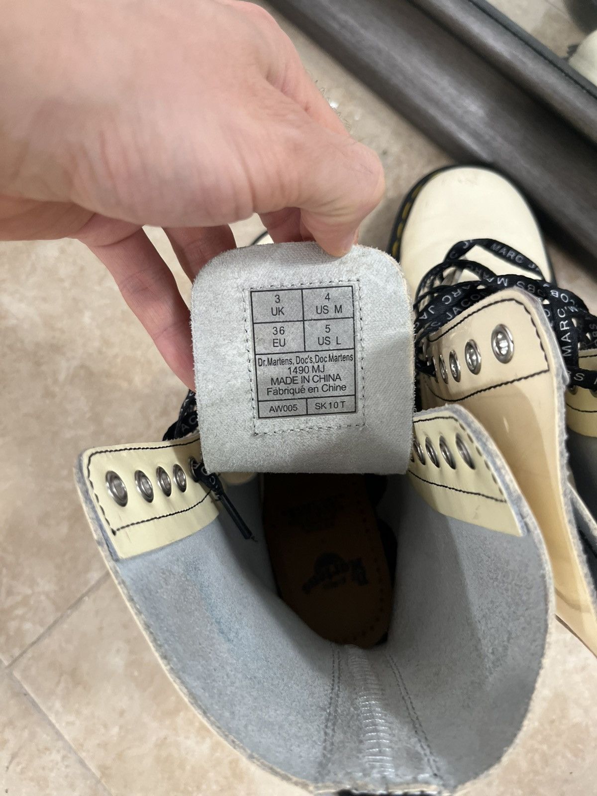 Dr. Martens × Marc Jacobs Dr. Martens 1490 x Marc Jacobs white leather tan boots Size US 5 / IT 35 - 3 Thumbnail