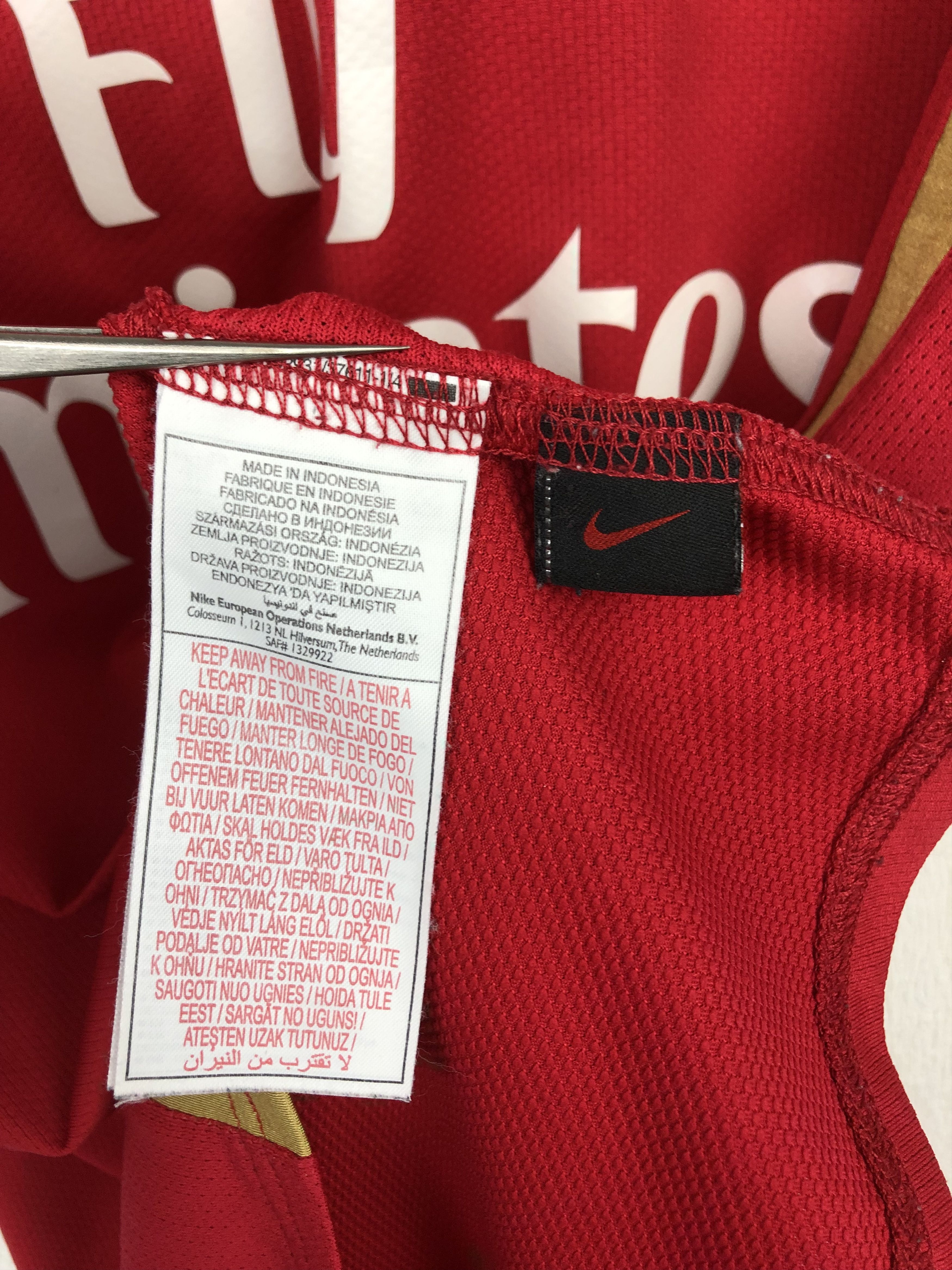 Nike Arsenal football shirt 2006 Soccer Nike Jersey Tee Hype Size US M / EU 48-50 / 2 - 9 Thumbnail