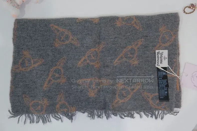 Vivienne Westwood Vivienne Westwood size 166*37cm Scarf, Purchased from a Vin Size ONE SIZE - 4 Thumbnail