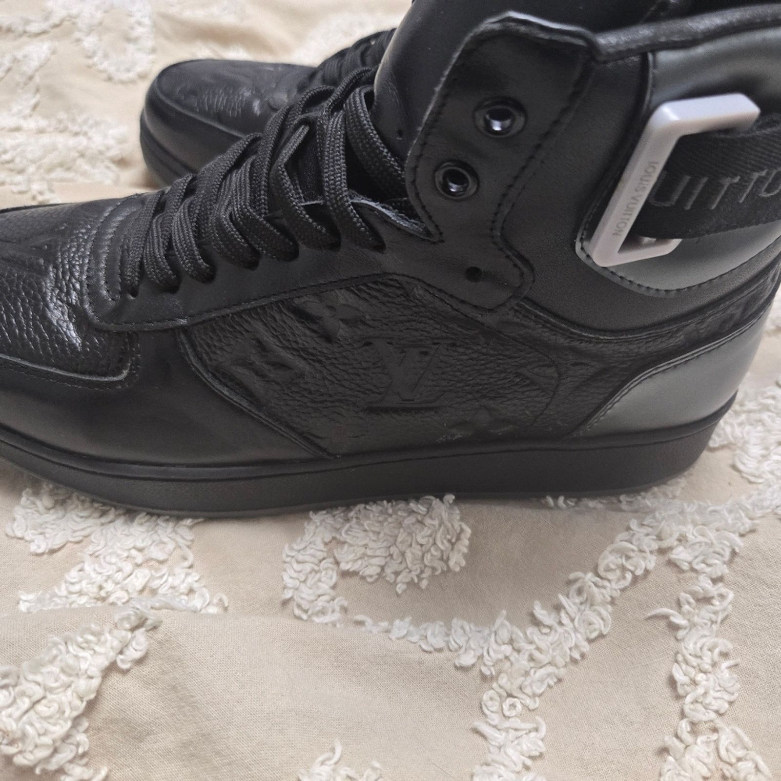 Louis Vuitton LOUIS VUITTON Rivoli Sneakers, Black Monogram, Size 40 US 7 Size US 7 / EU 40 - 4 Thumbnail