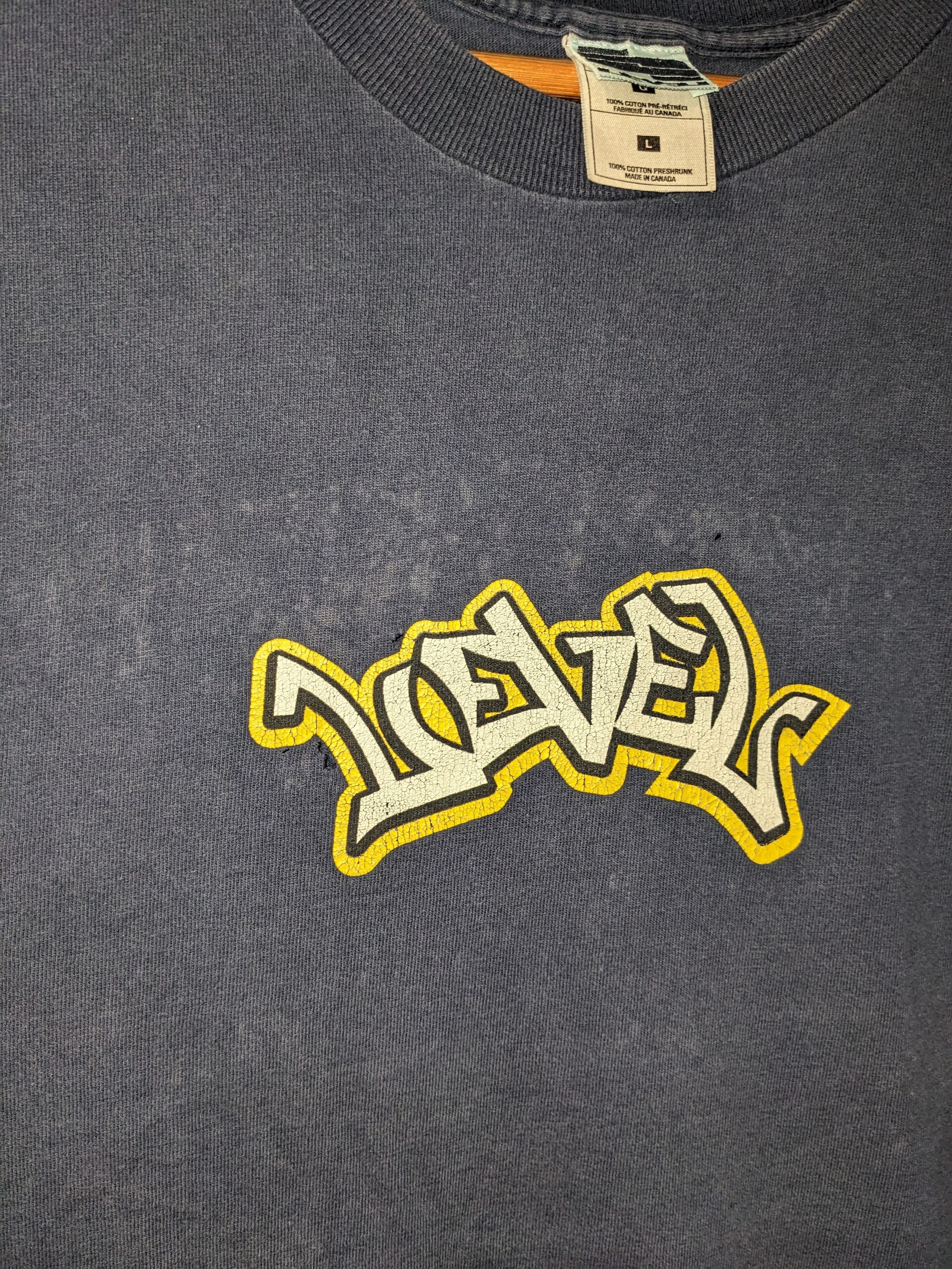 Vintage × Zumiez Vintage Y2K Levels Skateboard Logo Spell Out RARE T-Shirt Size US L / EU 52-54 / 3 - 4 Thumbnail