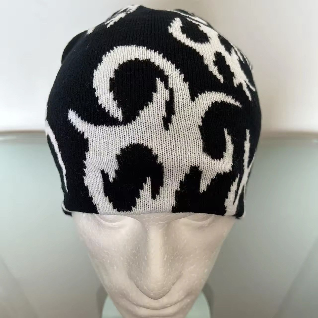 Vintage Y2K Fire Print Beanie Hat Size ONE SIZE - 3 Thumbnail