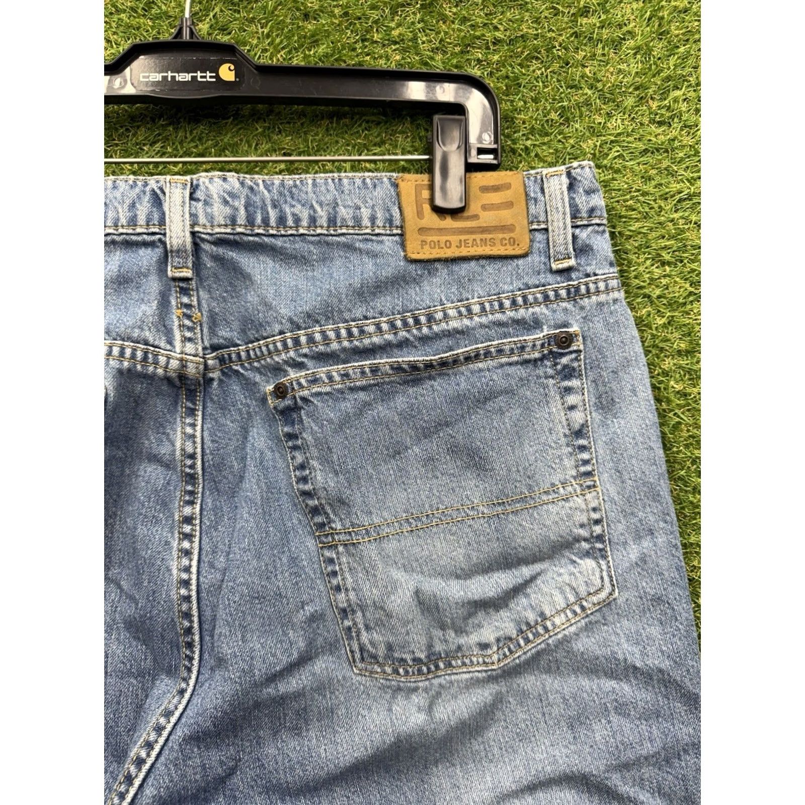 Polo Ralph Lauren Polo Ralph Lauren Hampton Jeans Mens 36x30 Relaxed Straight Light Wash Denim 5-Pocket Logo 90s Preppy Style Mens Jeans Size US M / EU 48-50 / 2 - 7 Thumbnail