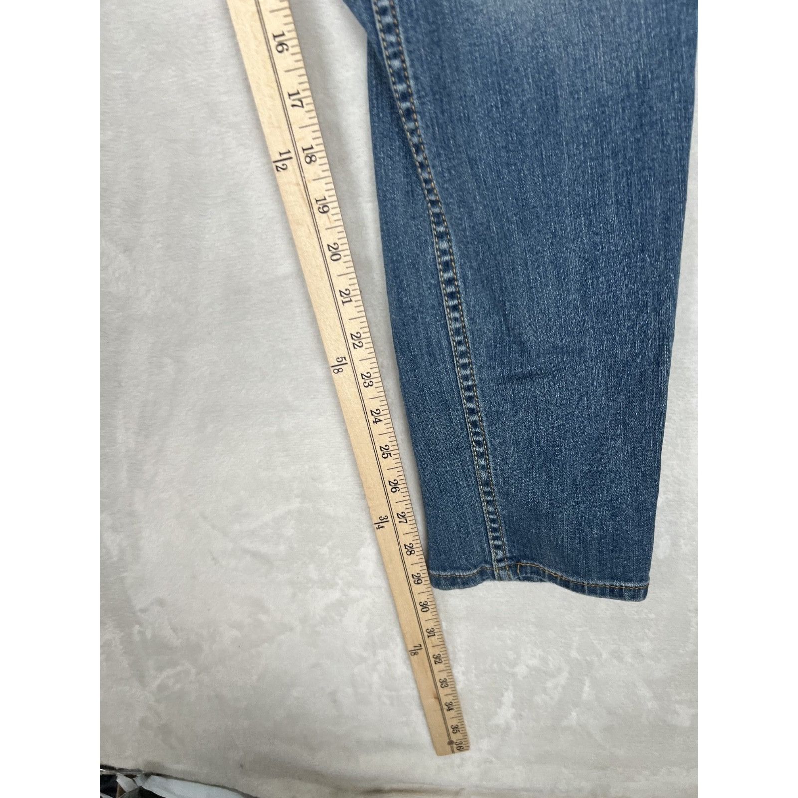 Levi's Levi's 524 Too Superlow Jeans Women's 9 M 30x29 Low Rise Str Size 29" - 4 Thumbnail