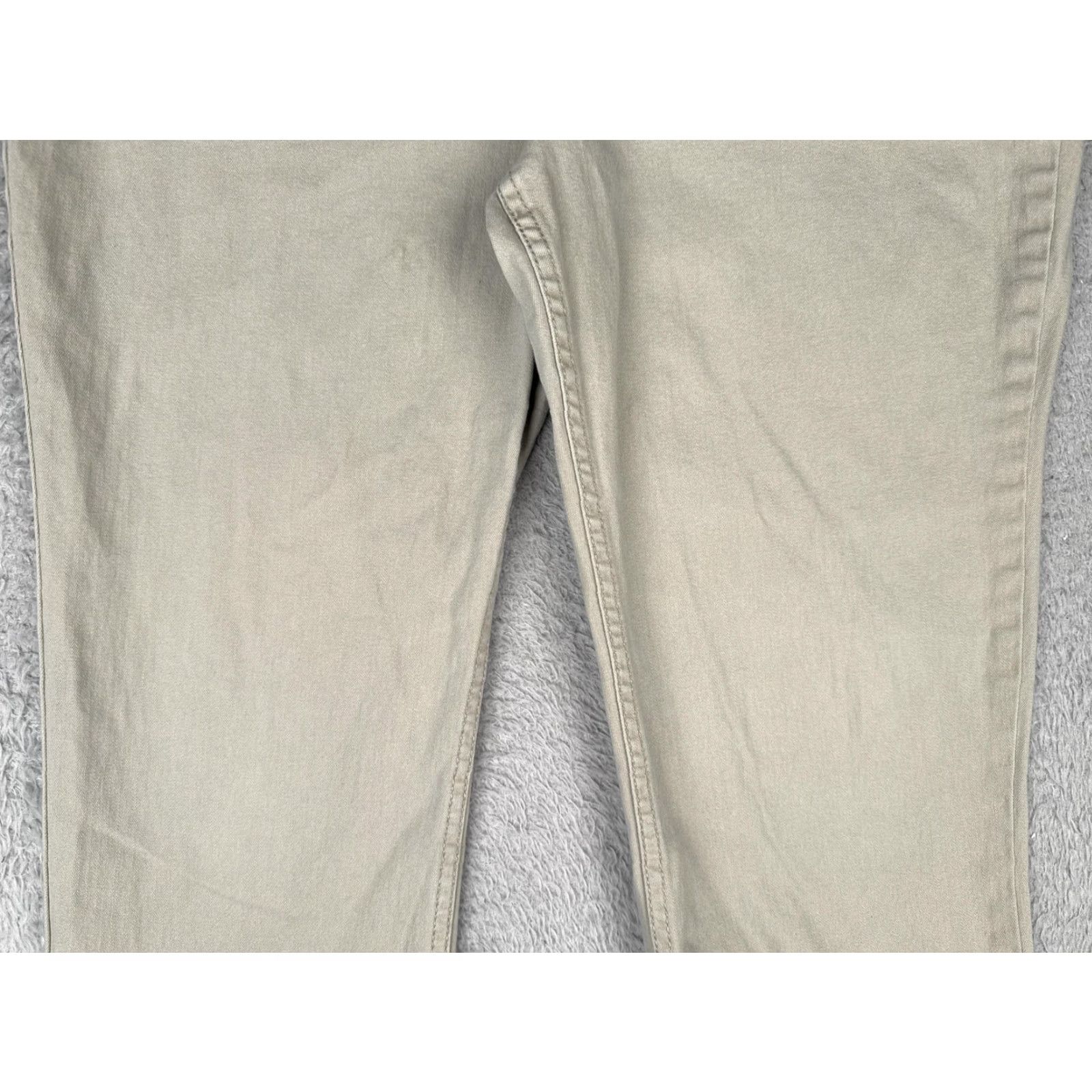 Lee VINTAGE Riders by Lee Capri Pants Women 30x20 Beige Tan Midrise Stretch Zip Fly Size 32" / US 10 / IT 46 - 3 Thumbnail