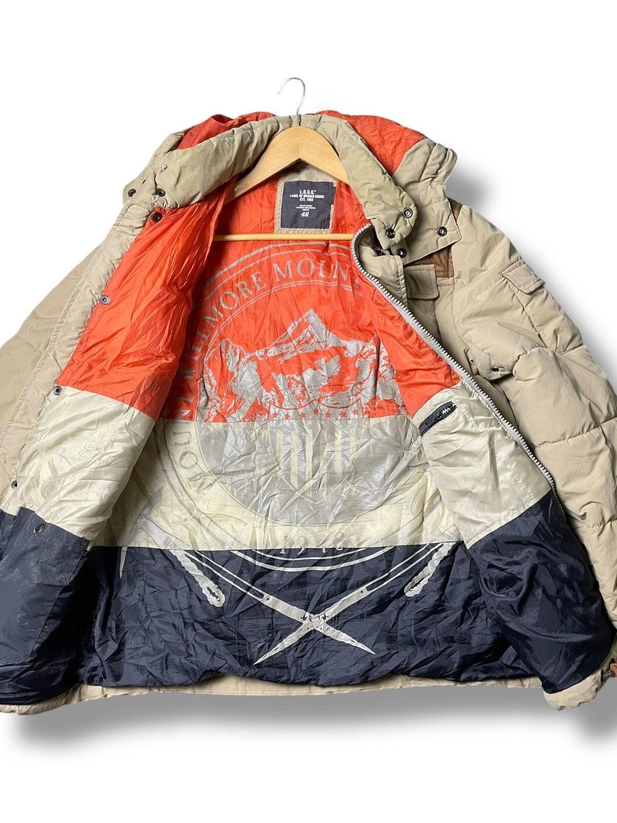 H&M × L.O.G.G. × Vintage H&M x L.O.G.G Quilted Puffer Jacket (94) Size US S / EU 44-46 / 1 - 11 Thumbnail