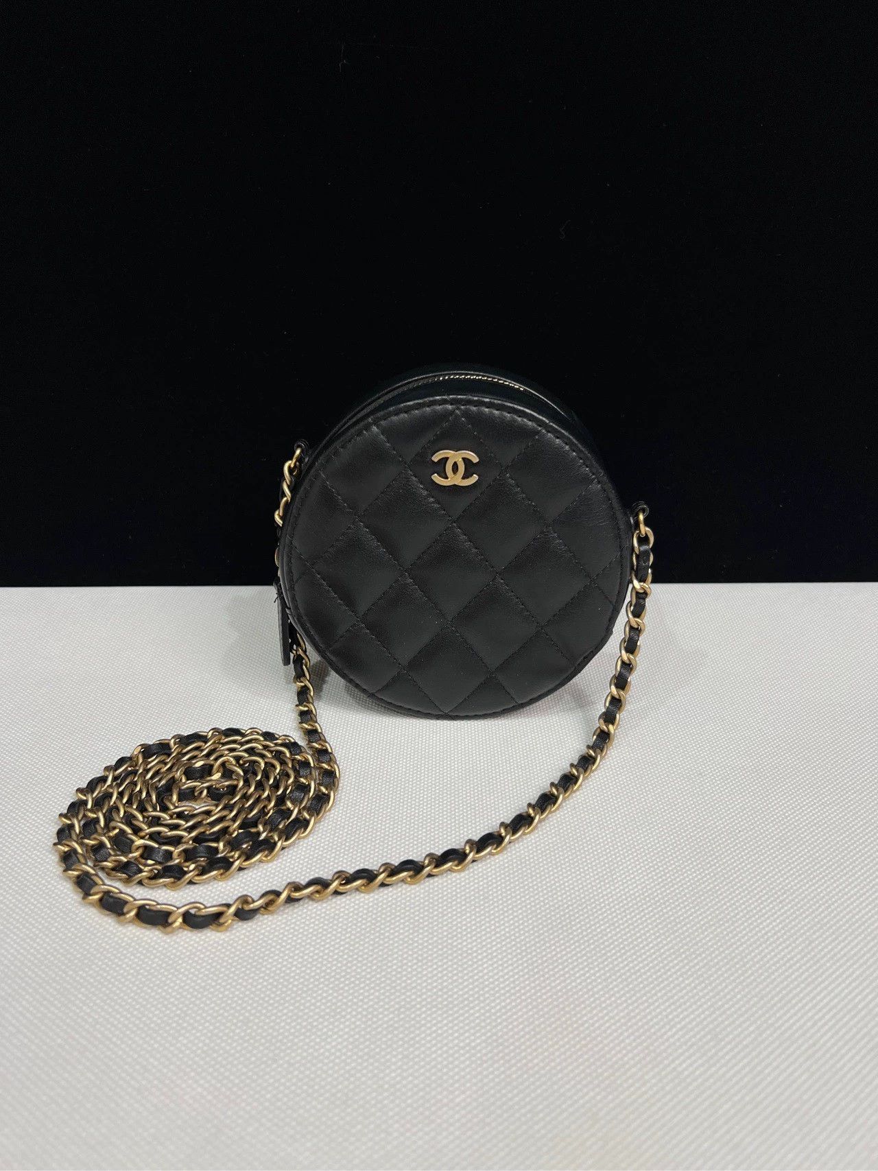 Chanel Pre-loved Bag Very good condition Size ONE SIZE - 1 Thumbnail