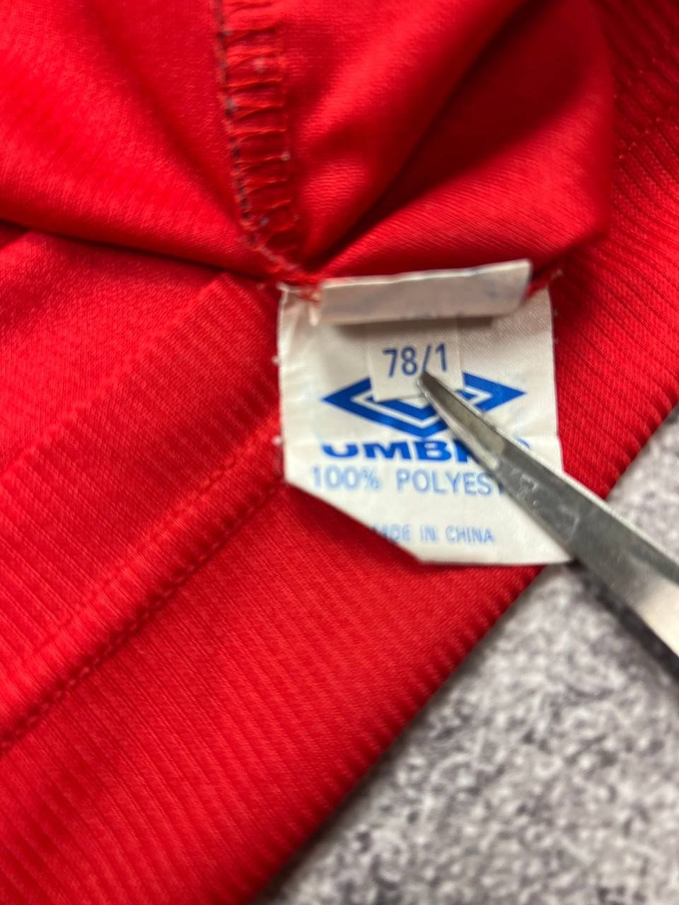 Umbro Vintage Umbro Manchester United 90S Home Jersey Size US XL / EU 56 / 4 - 12 Thumbnail