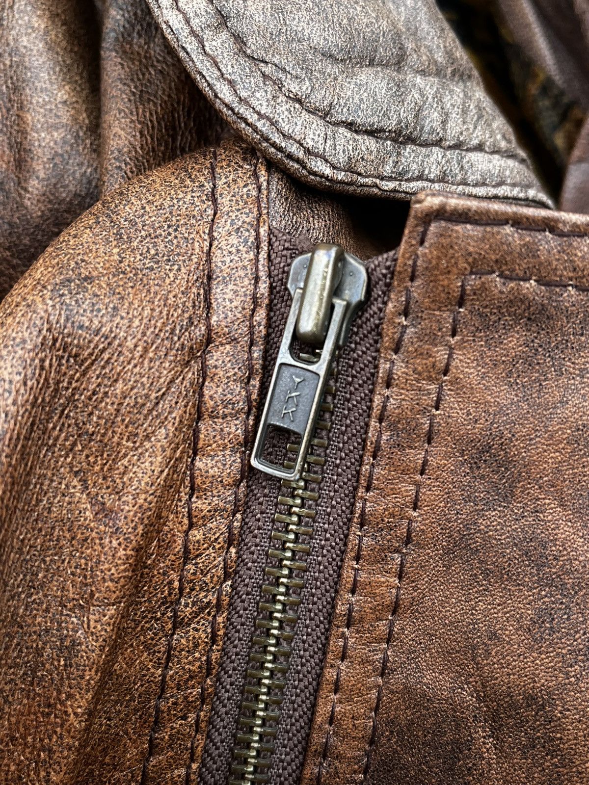 Vintage Vintage 80s Brown Leather Biker Jacket Size L / US 10 / IT 46 - 10 Thumbnail