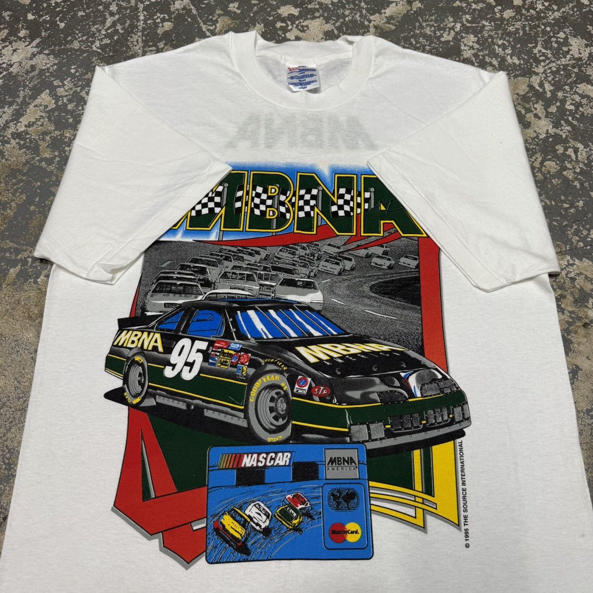 NASCAR Vintage MBNA 1995 Winston Cup Nascar Racing Tshirt Size US L / EU 52-54 / 3 - 4 Thumbnail