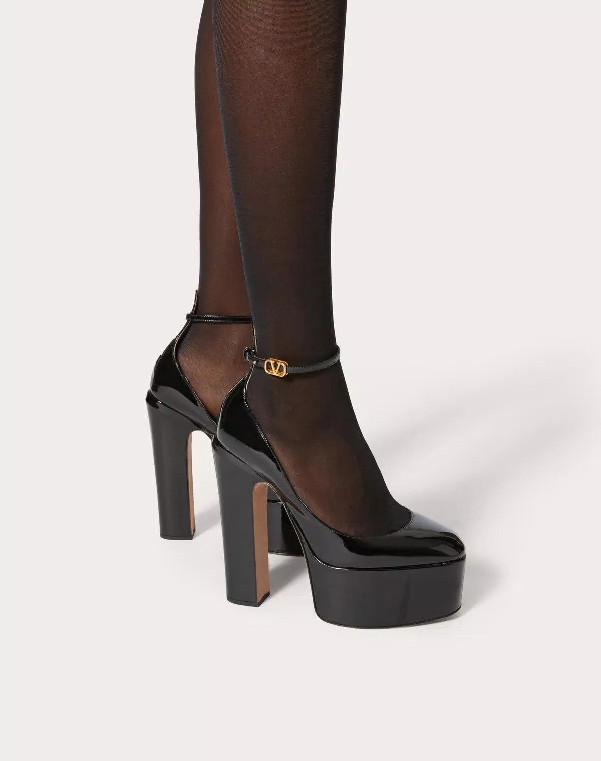 Valentino o1s1wg110625 Tan Go Platform Pump In Patent Leather in Black Size US 7.5 / IT 37.5 - 6 Thumbnail
