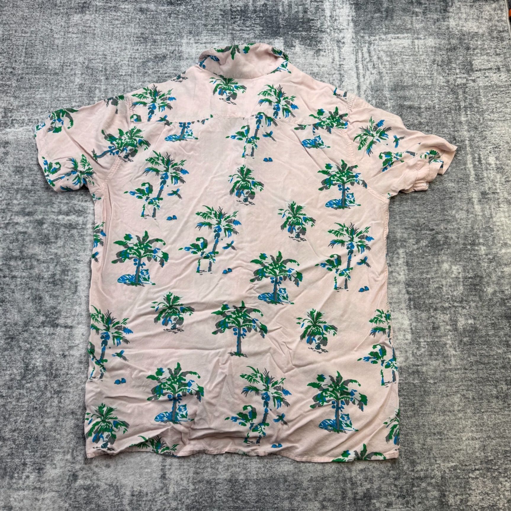 Roark Roark Shirt Mens XL Pink Hawaiian Palm Tree Classic Fit Rayon Beachy Resort Button-Up Size US XL / EU 56 / 4 - 7 Thumbnail
