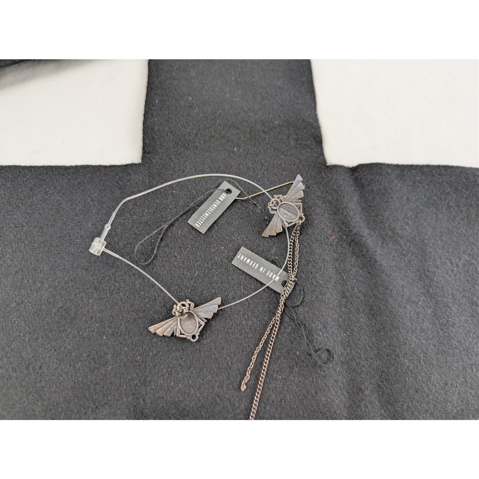 Ann Demeulemeester o1rshd1 Size: OS / Stone Beetle Earrings in Silver Size ONE SIZE - 7 Thumbnail