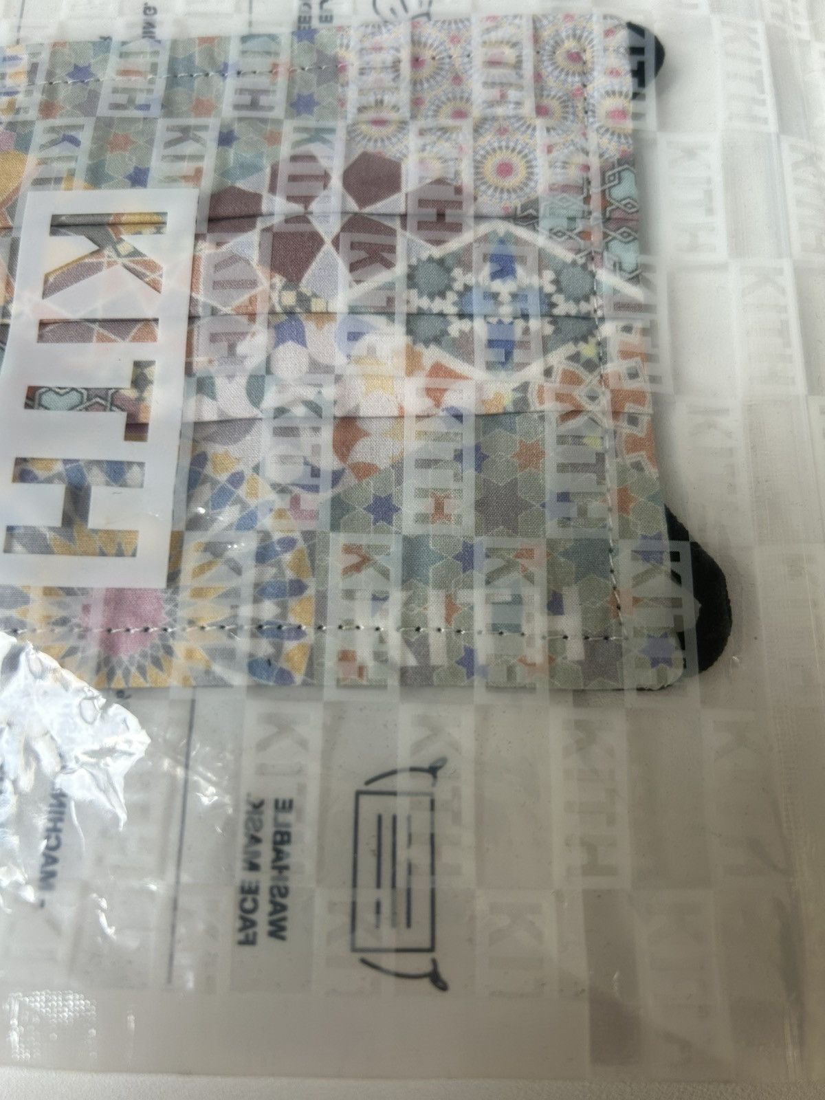 Kith Washable Face Mask - Geometric Size ONE SIZE - 2 Thumbnail