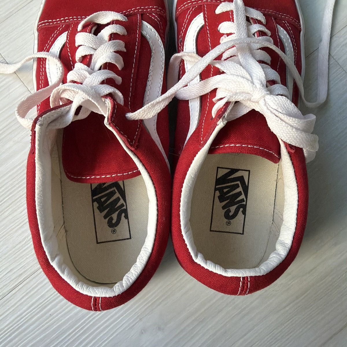 Vans Vans Old Skool cherry red sneakers Size US 8 / EU 41 - 4 Thumbnail