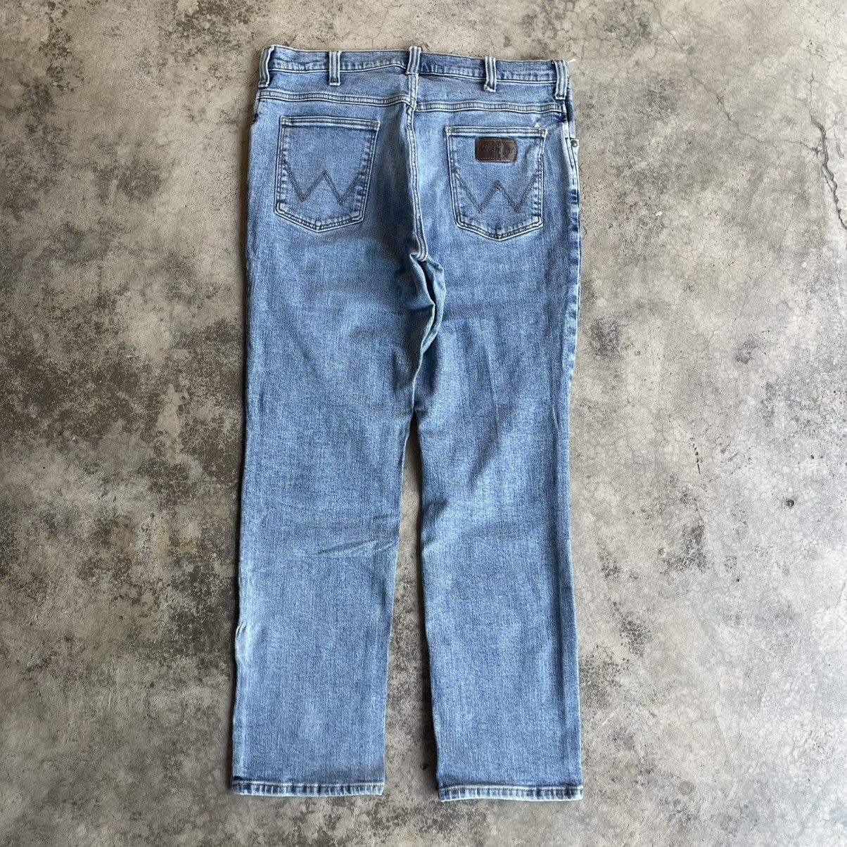 Wrangler 🔥Vintage Wrangler WM3903 Stoned Washed Regular Fit Jeans Size US 35 - 4 Thumbnail