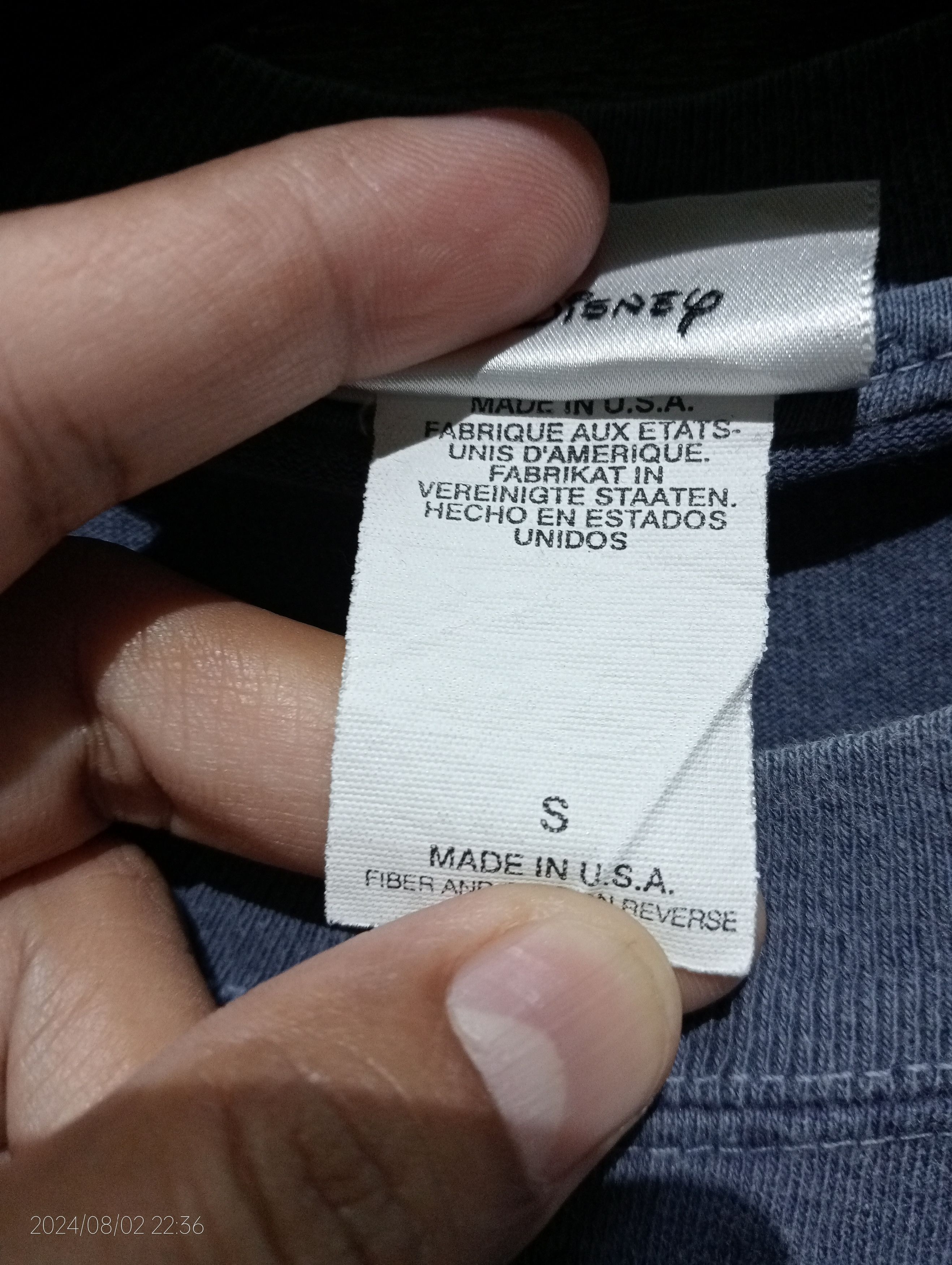 Vintage Vintage '90s Walt Disney World Mickey Tee Size US S / EU 44-46 / 1 - 4 Thumbnail