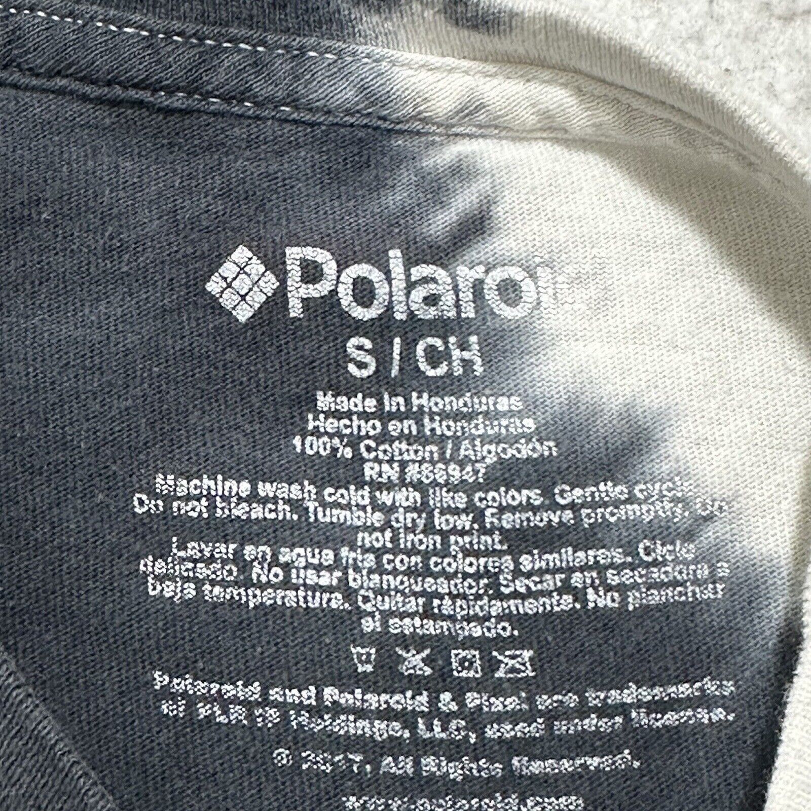 Polaroid Polaroid Small Graphic T Shirt Retro Black Cropped Tee Size S / US 4 / IT 40 - 3 Thumbnail
