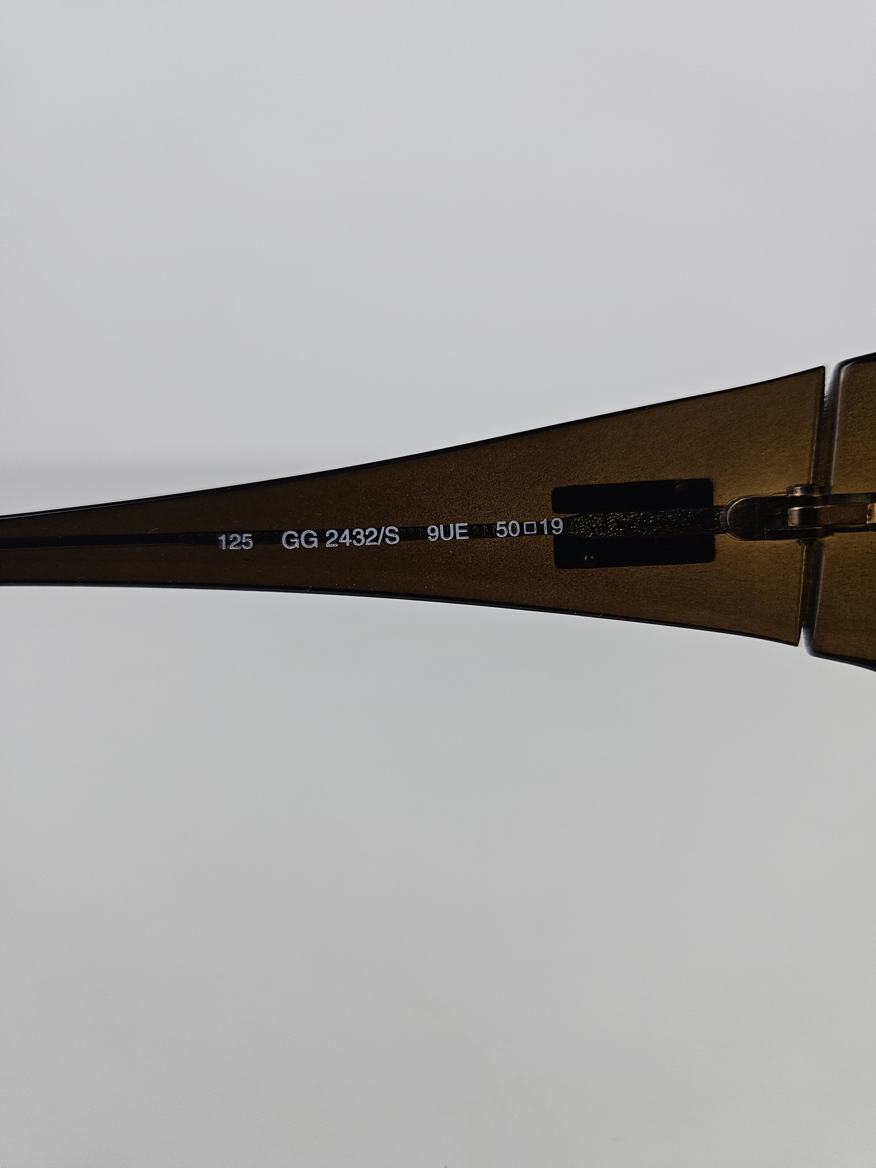 Gucci Archive Gucci Tom Ford era GG2432/S sunglasses Size ONE SIZE - 14 Thumbnail