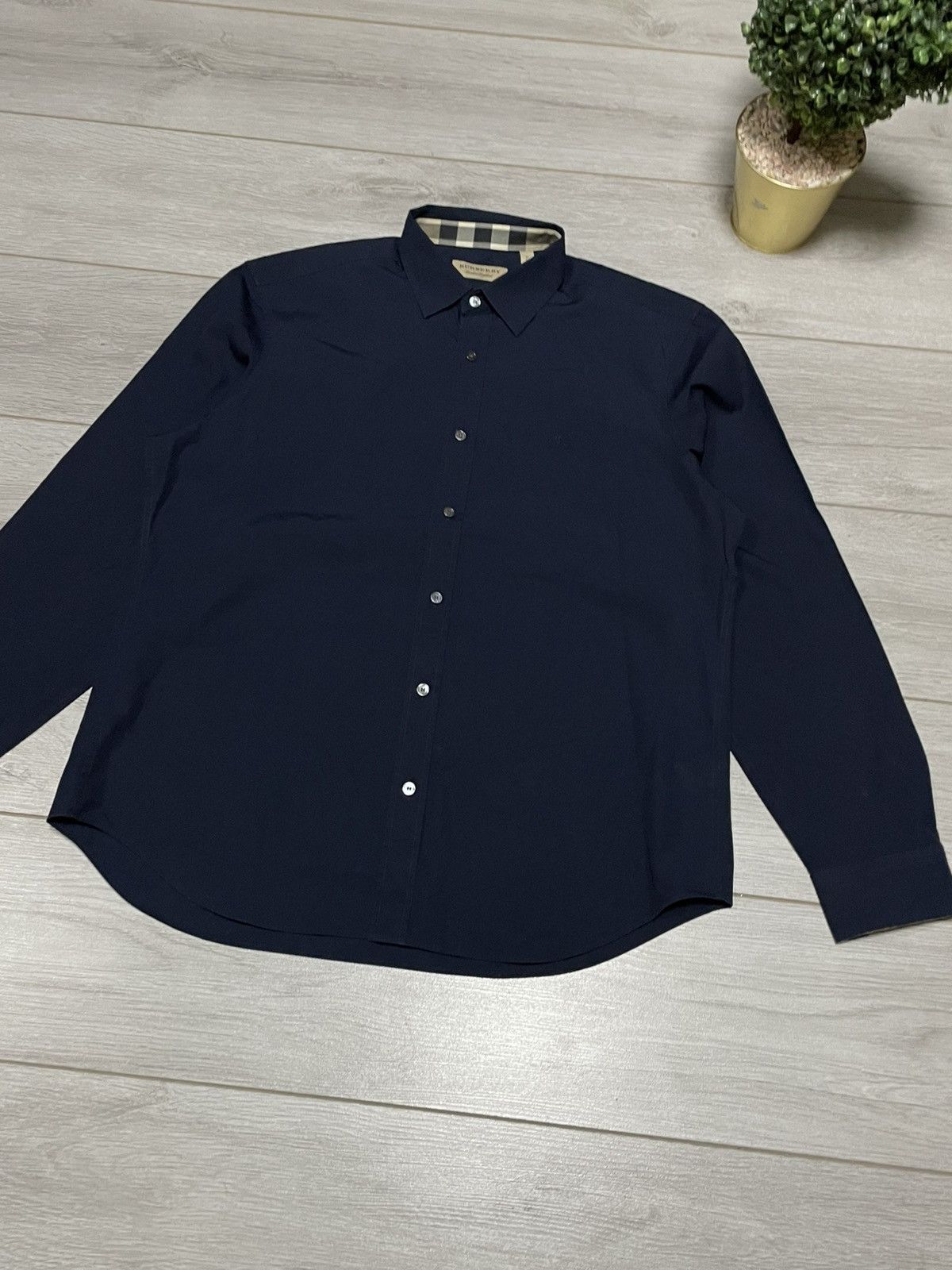 Burberry Burberry London nova check cuffs beige shirt buttons up eb0 Size US XL / EU 56 / 4 - 3 Thumbnail