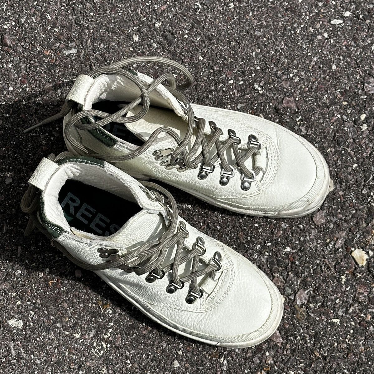 Reese Cooper Reese Cooper Wilson Hiking Boots White Leather 6.5 Size US 7 / IT 37 - 2 Thumbnail
