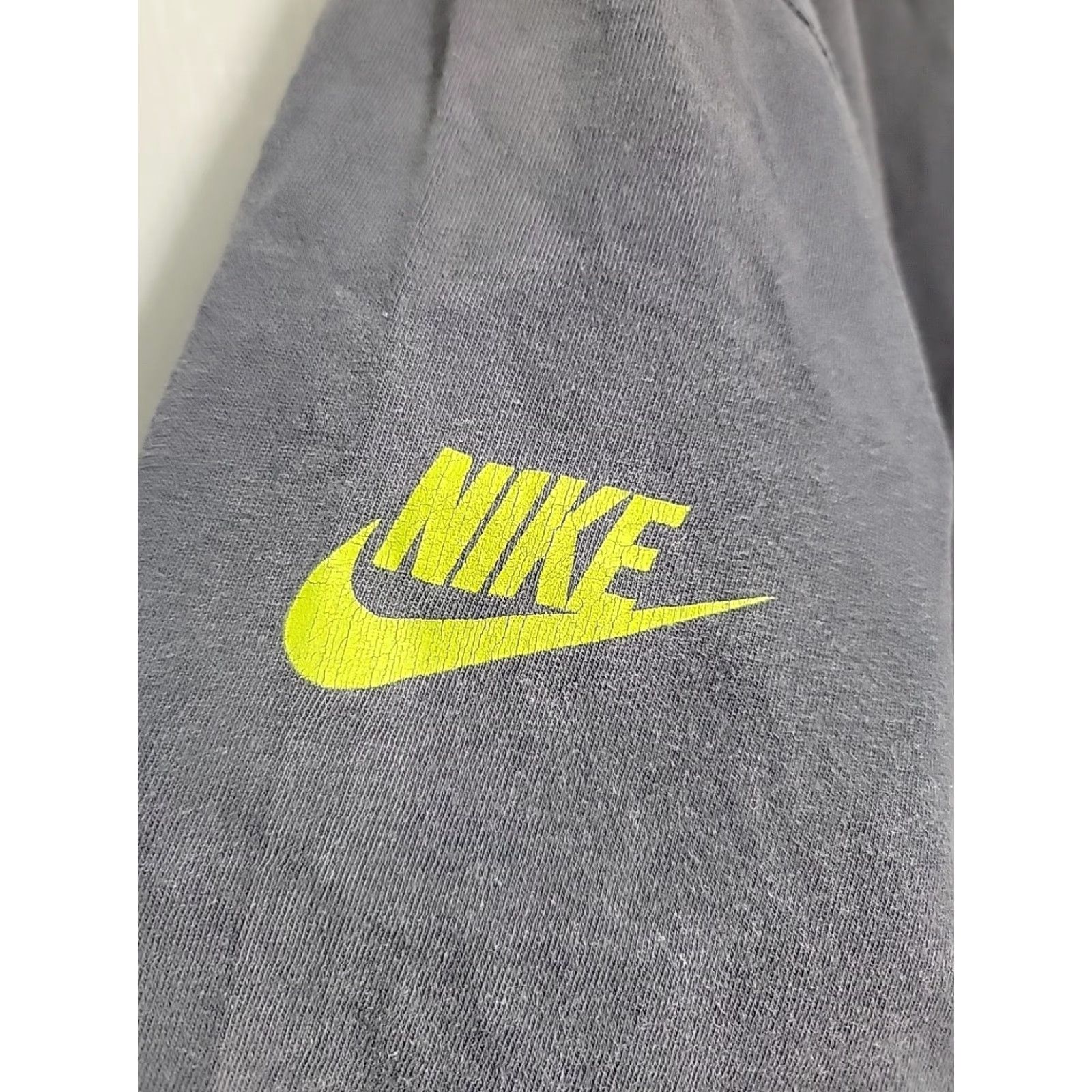 Nike VINTAGE Nike Volleyball T Shirt Set Bump Spike Grey Size XL 44-46 Mens Shirt Short Sleeve Crew Neck 90s Sports Gray Size US XL / EU 56 / 4 - 6 Thumbnail