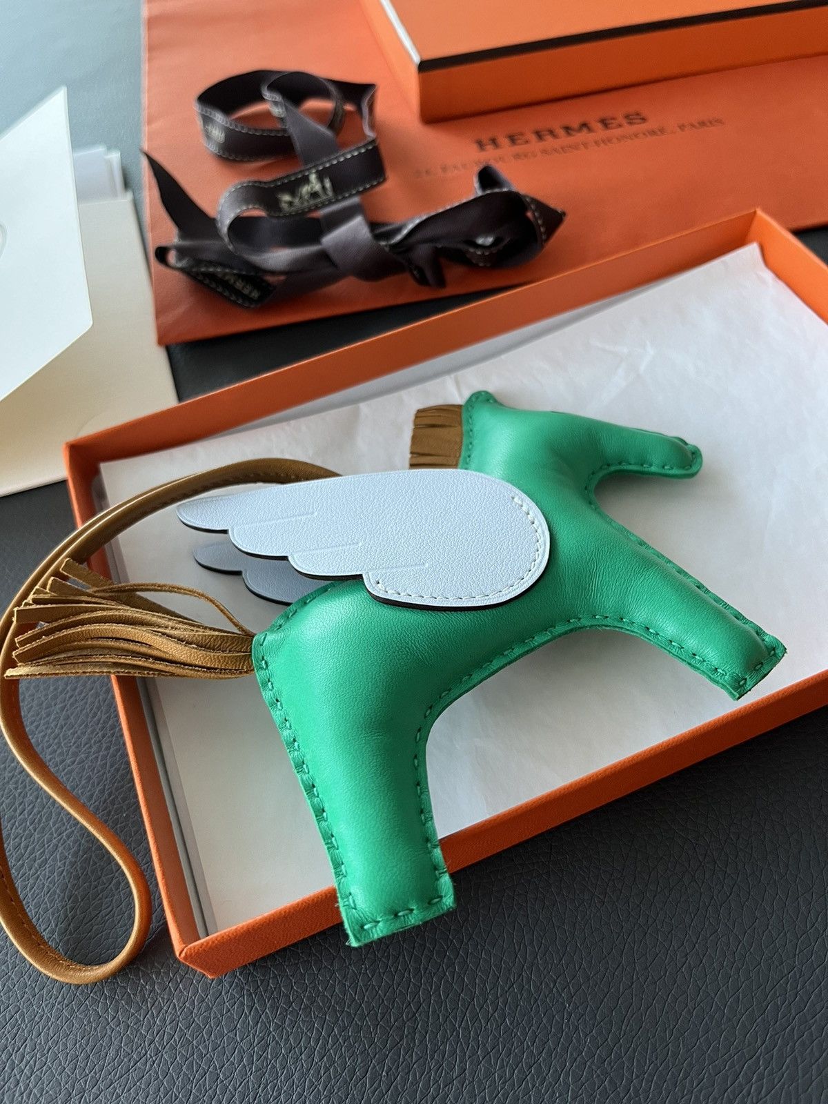Hermes Super Rare New Hermes Rodeo Pegase MM Leather Horse Charm Size ONE SIZE - 6 Thumbnail