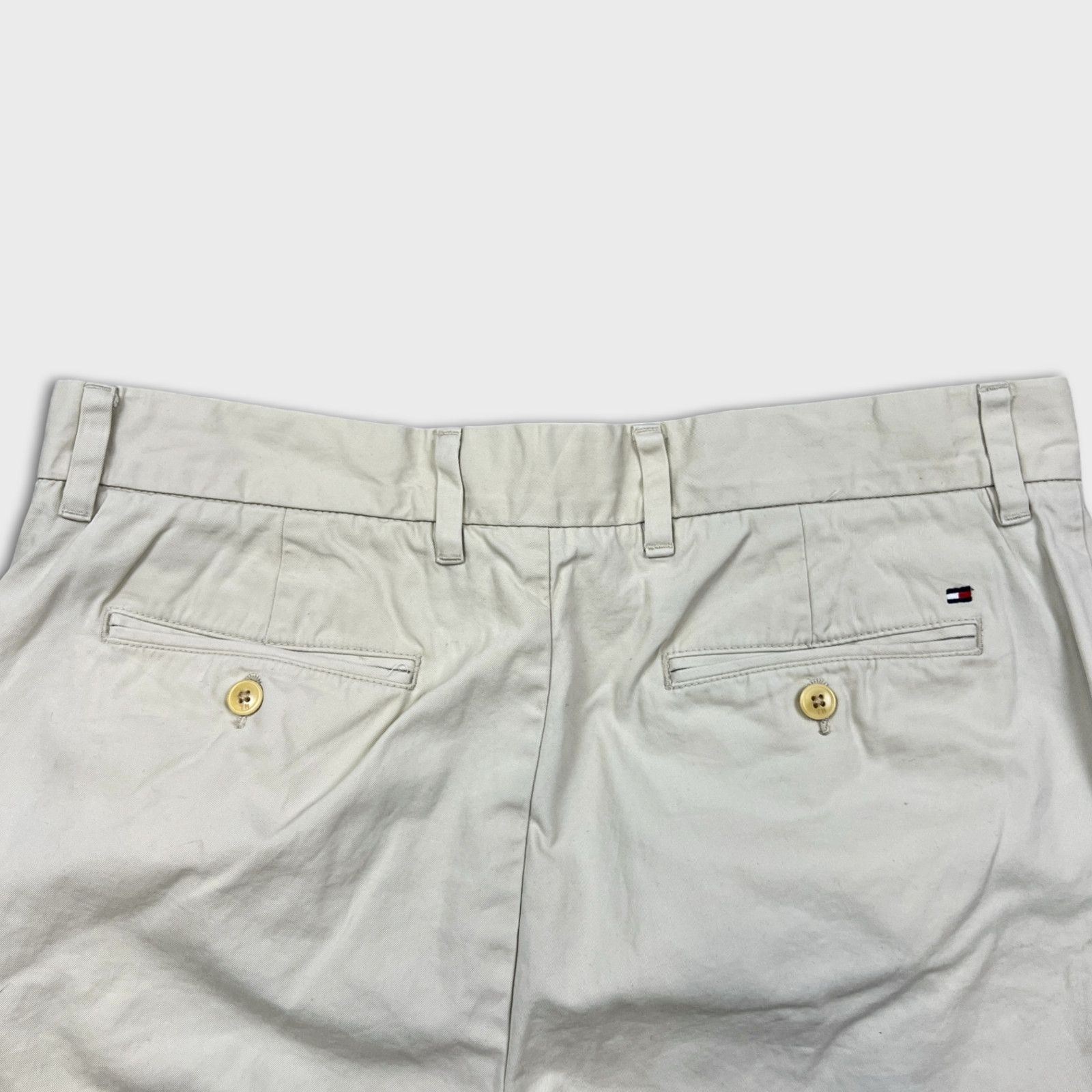 Tommy Hilfiger × Vintage Tommy Hilfiger Shorts Size 34 Classic Fit Casual Chino Pants Size US 34 / EU 50 - 7 Thumbnail