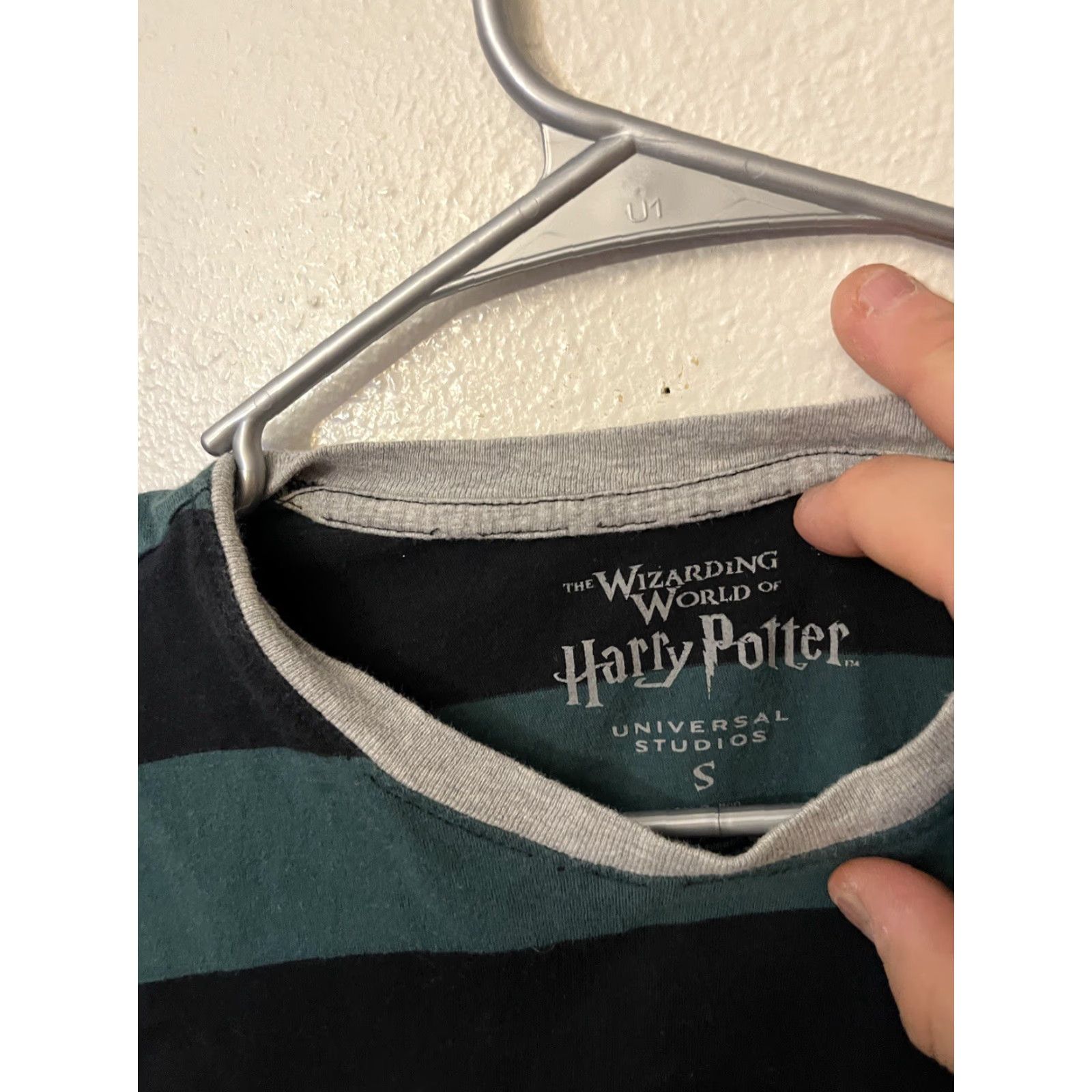 Vintage Harry Potter Shirt Slytherin Crest 07 Universal Studios Mens Small Green Cotton T-Shirt Size US S / EU 44-46 / 1 - 3 Thumbnail