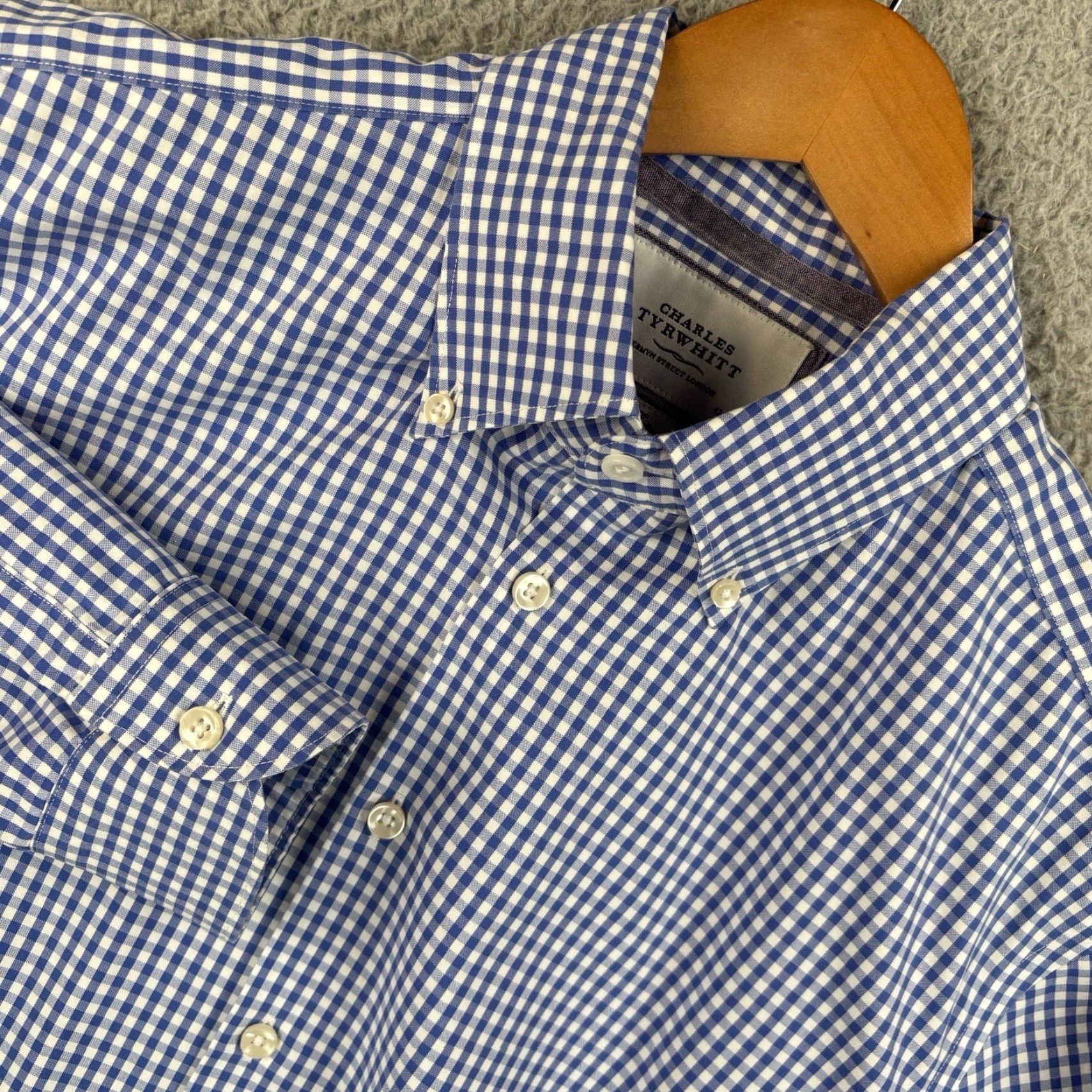 Charles Tyrwhitt Charles Tyrwhitt Shirt Mens 16.7/33 Blue Gingham Check Extra Slim Fit Non-Iron Slim Casual Long Sleeve Button-Up Size US L / EU 52-54 / 3 - 2 Thumbnail