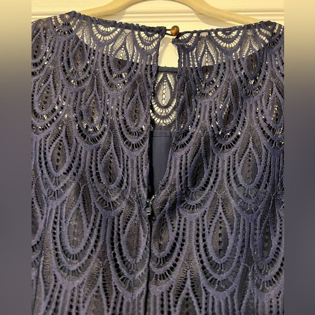 Lilly Pulitzer Lilly Pulitzer Scalloped Lace Navy Blue Dress size 0 - XS Size XS / US 0-2 / IT 36-38 - 8 Thumbnail