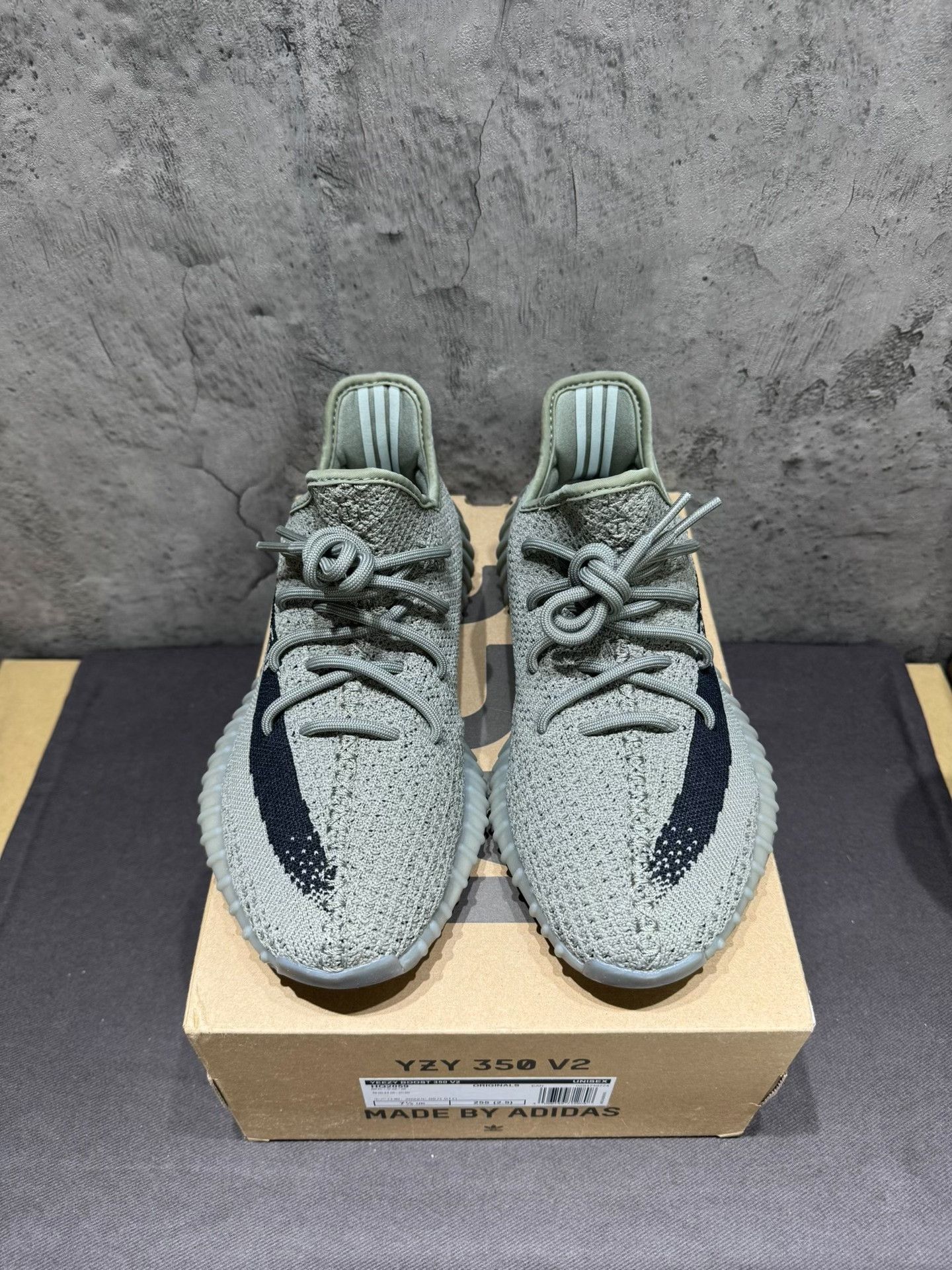 Yeezy Yeezy Multi Lowtop Sneakers 41 Men Size US 8.5 / EU 41-42 - 1 Thumbnail