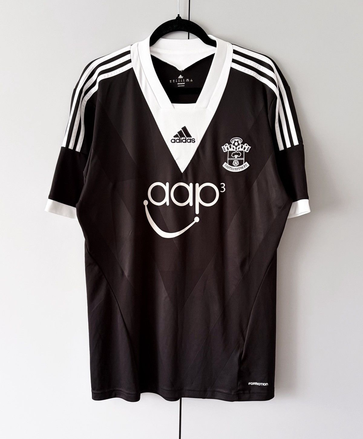 Adidas Southampton jersey adidas 2013 2014 Size US XL / EU 56 / 4 - 1 Thumbnail