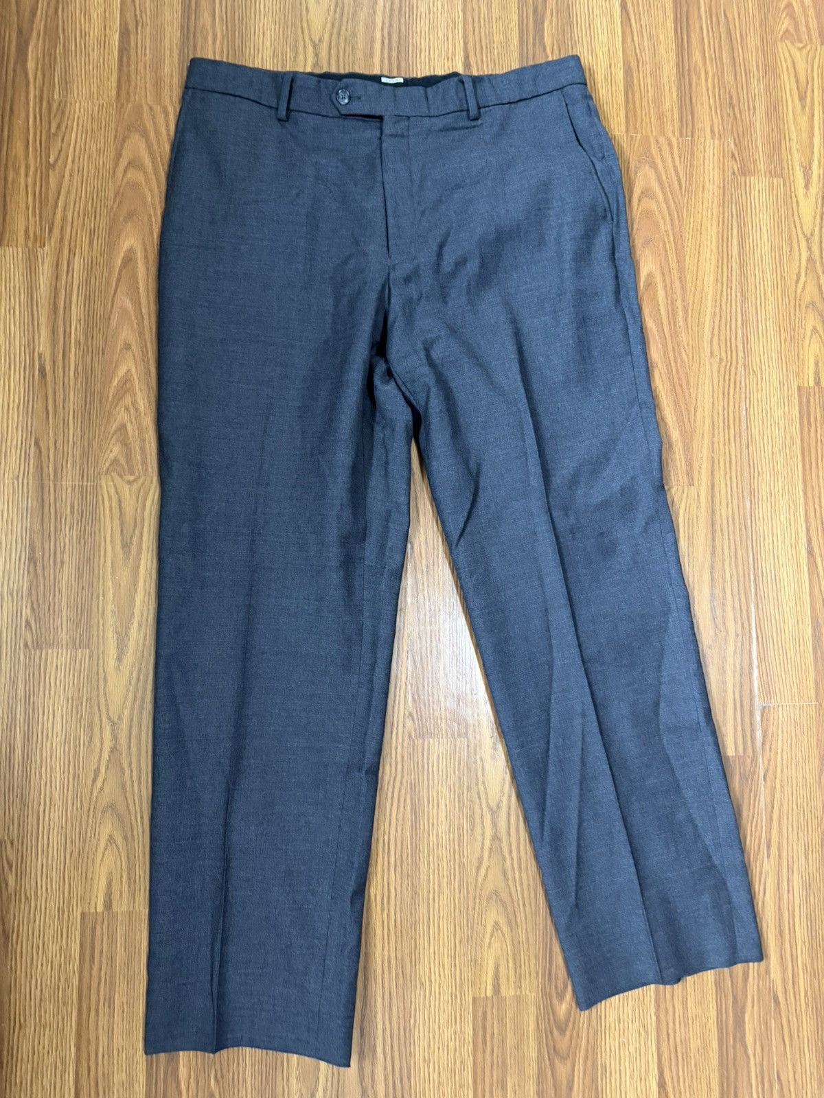 Jos. A. Bank Jos A Bank Traveller’s Collection 100% Wool Pants Size 36R Size 36R - 1 Thumbnail