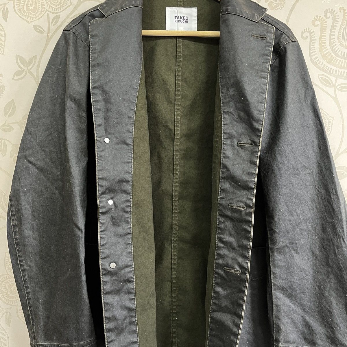 Takeo Kikuchi Takeo Kikuchi Three Buttons Waxed Jacket Size US L / EU 52-54 / 3 - 14 Thumbnail