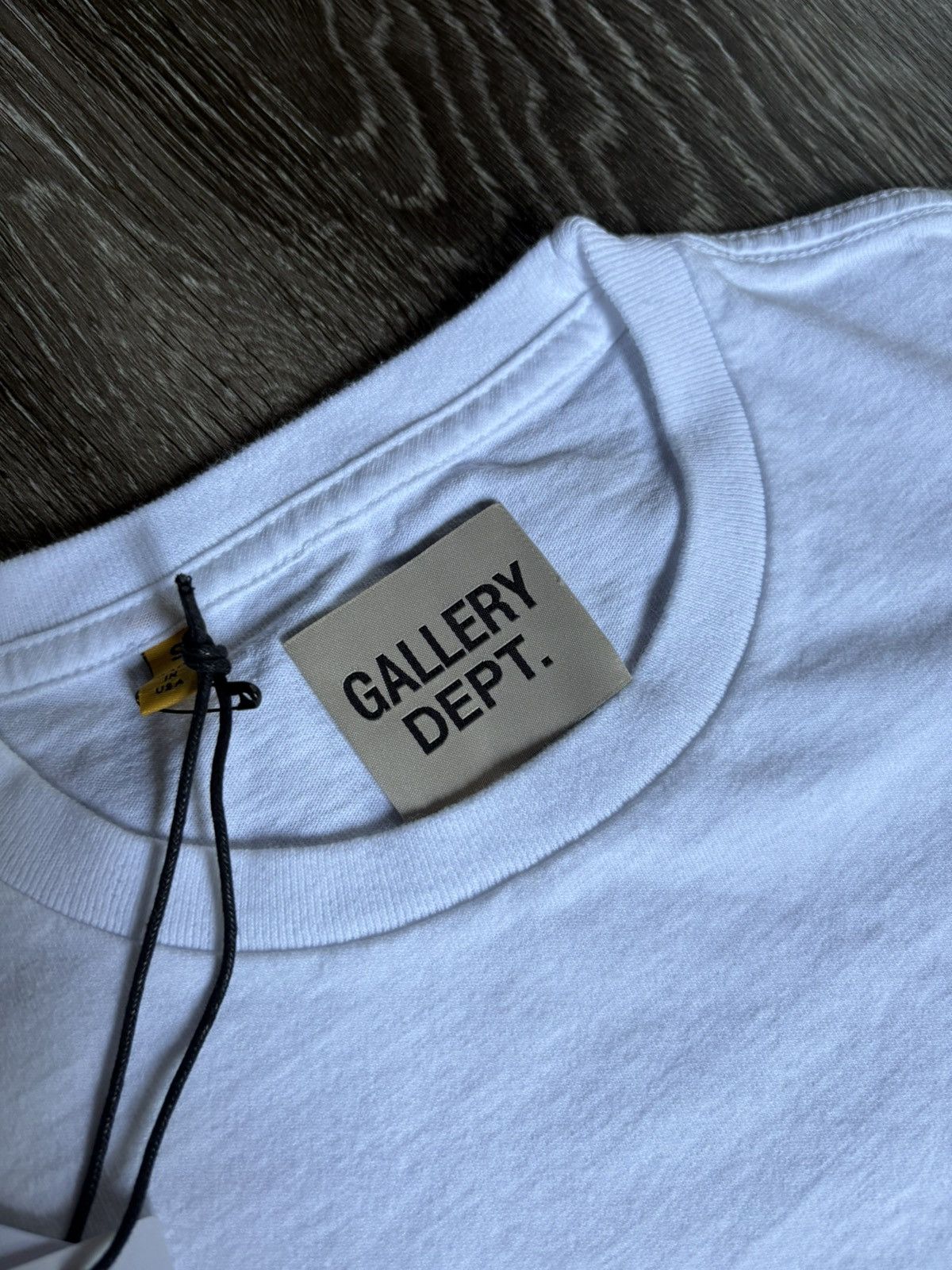 Gallery Dept. Gallery Dept. Dept de la Galerie Big Logo White Tee Shirt Size US S / EU 44-46 / 1 - 4 Thumbnail